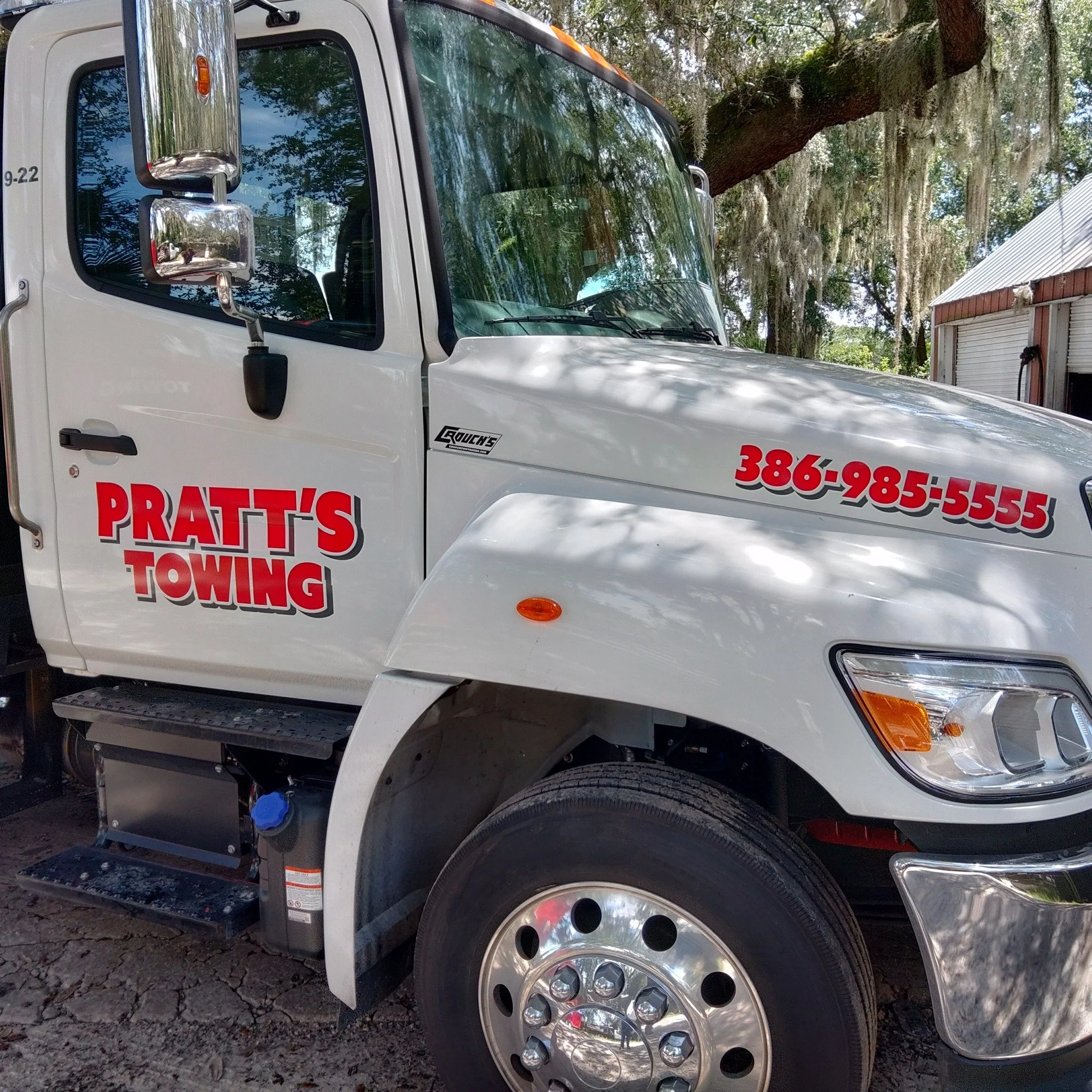 Pratt's Towing Cab.jpeg
