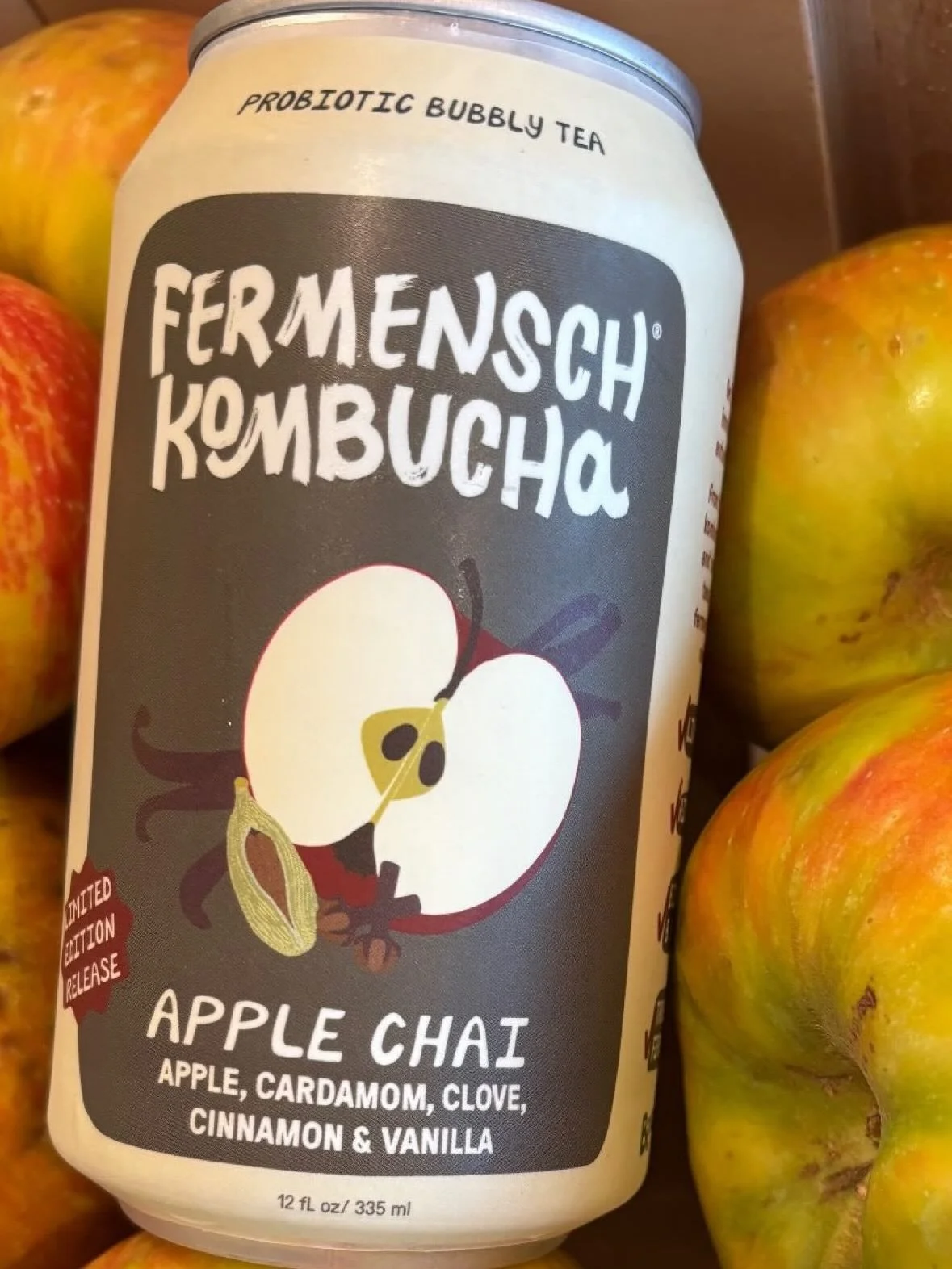 Tis the season for apples 🍎🍏 come get your apple chai cans while we have them!! 🖤
