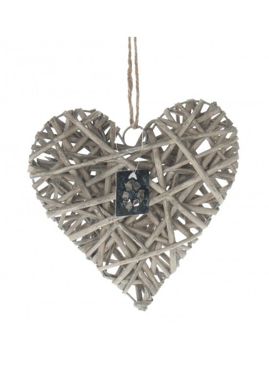 Medium Wicker Hearts (X12) £2