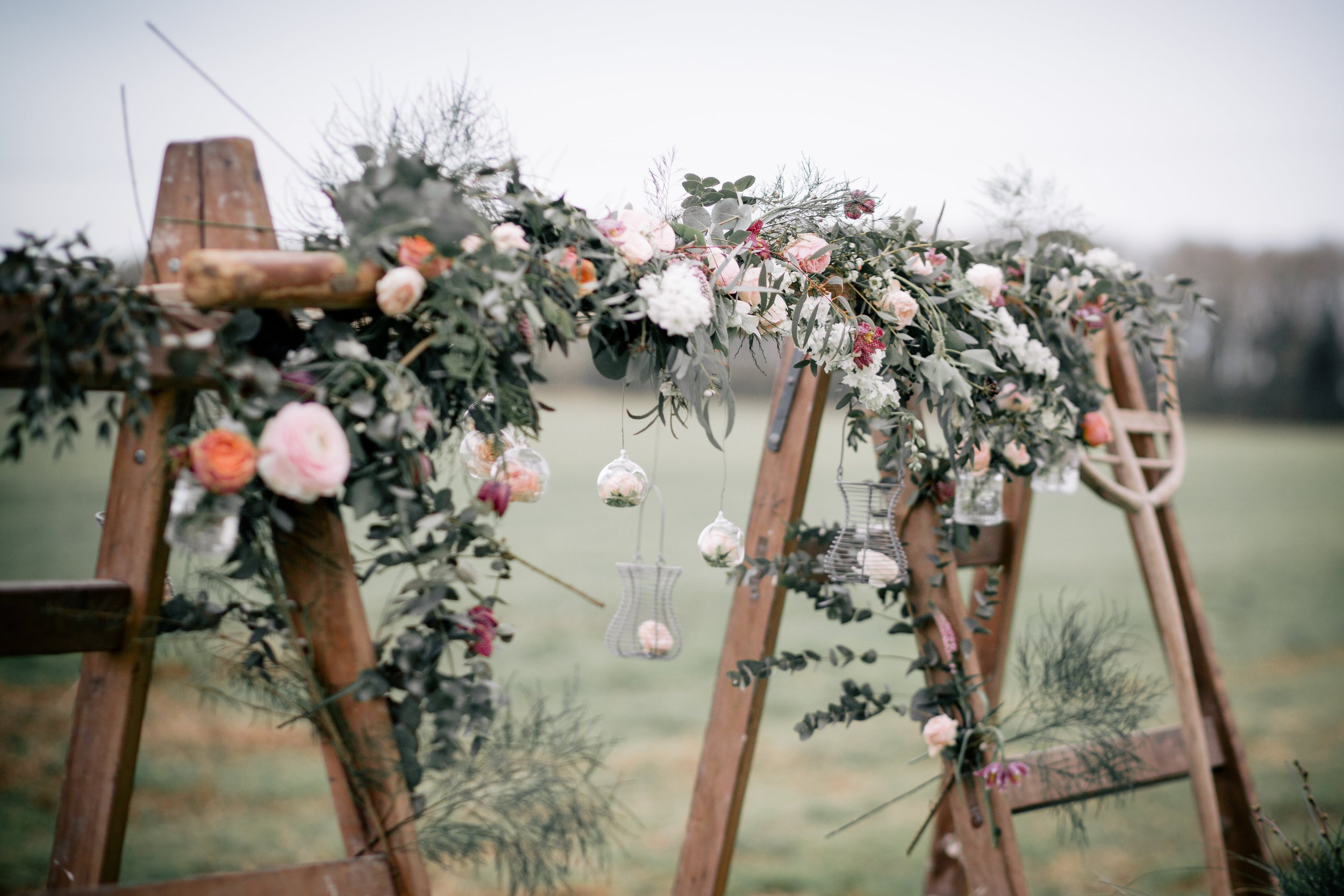 Lapstone Barn spring floral arch backdrop