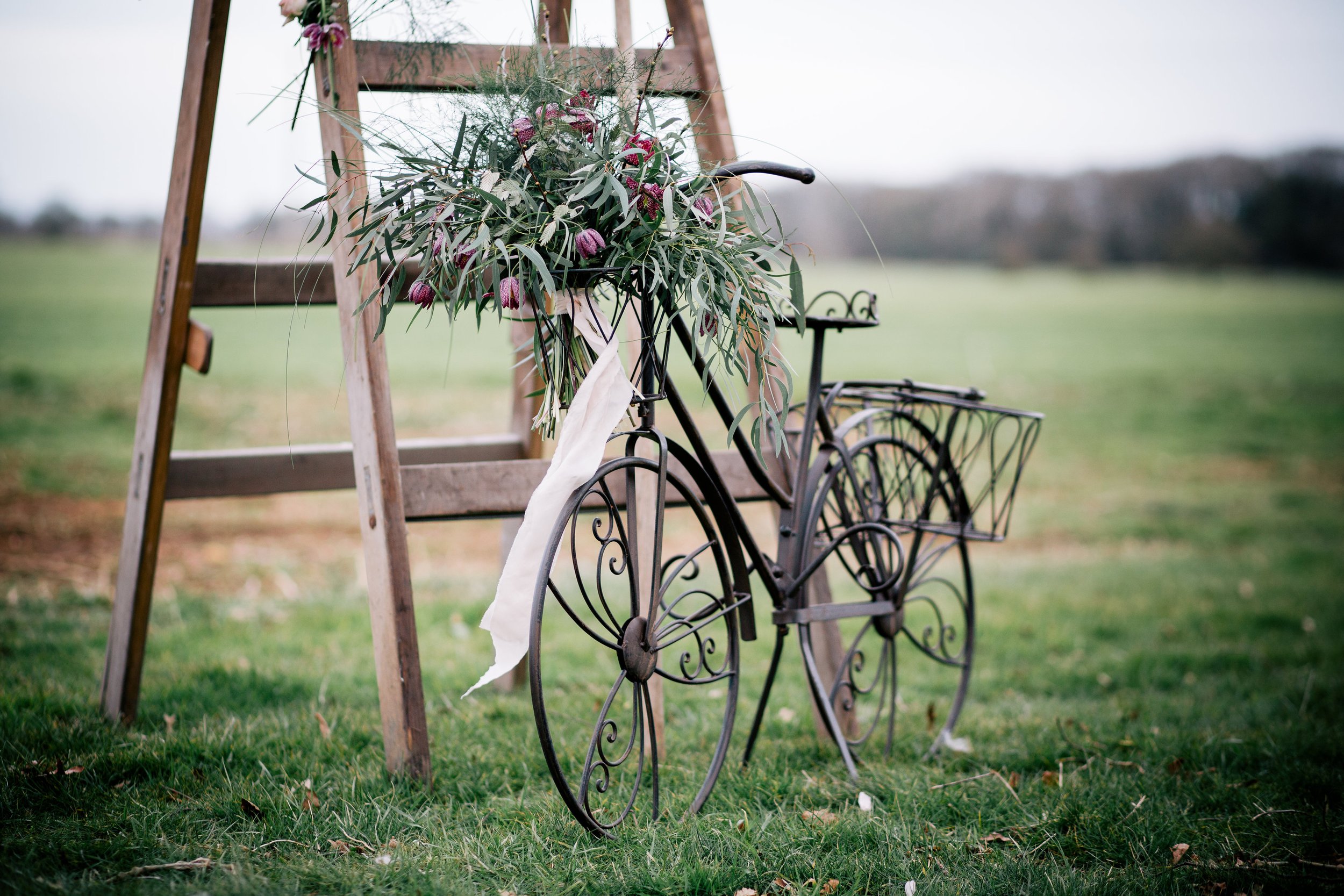 Lapstone Barn spring floral arch backdrop