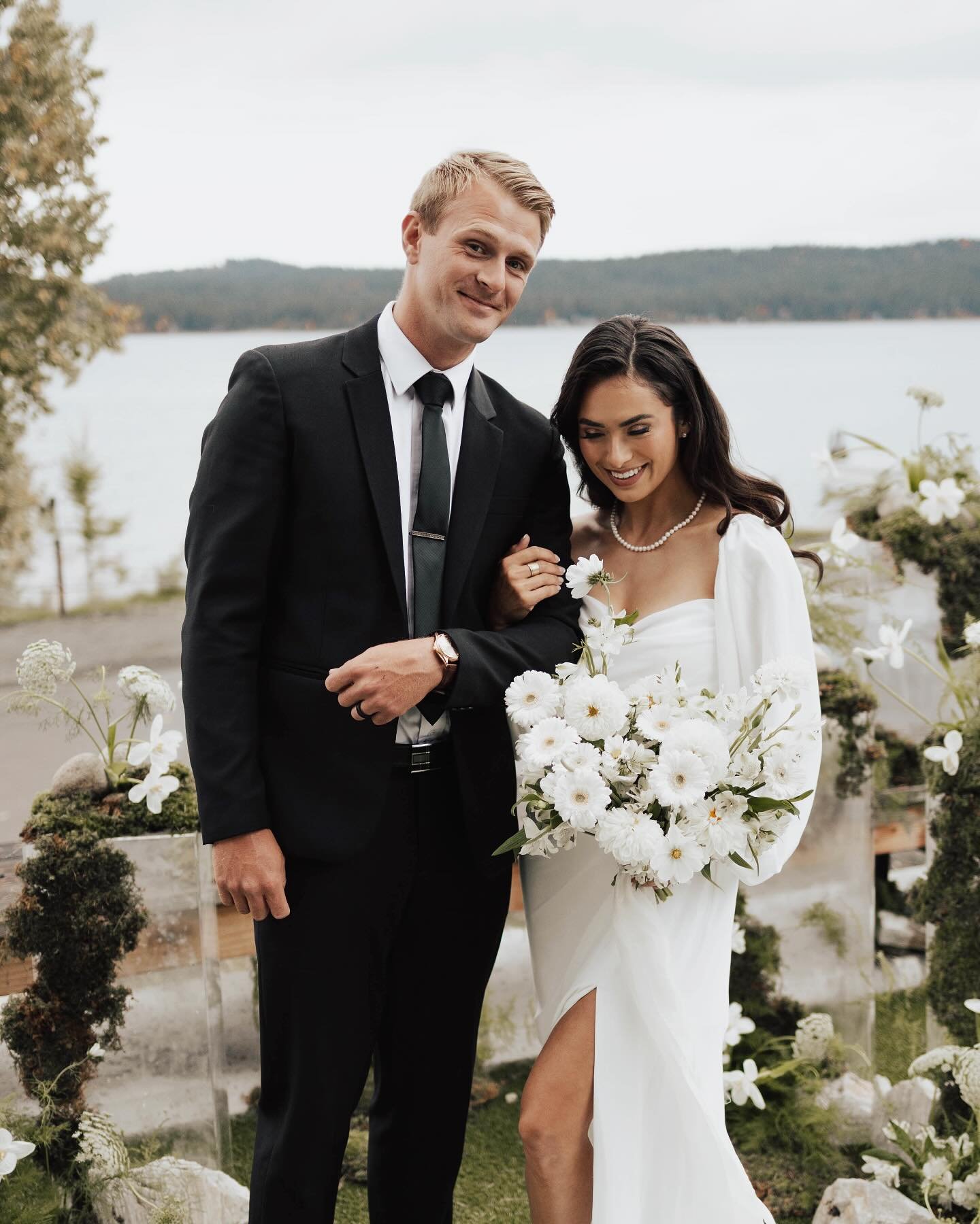 Forever a place in my heart from this day.. 🤍✨

Workshop | @wildandunwritten
Couple | @ashleykenley22 @derrickkenley
Rentals | @blushcreekrentals 
Venue | @glasshousemccall
Accessories | @thelittlegemdetails
Styling &amp; Coordination | @sproutdesig