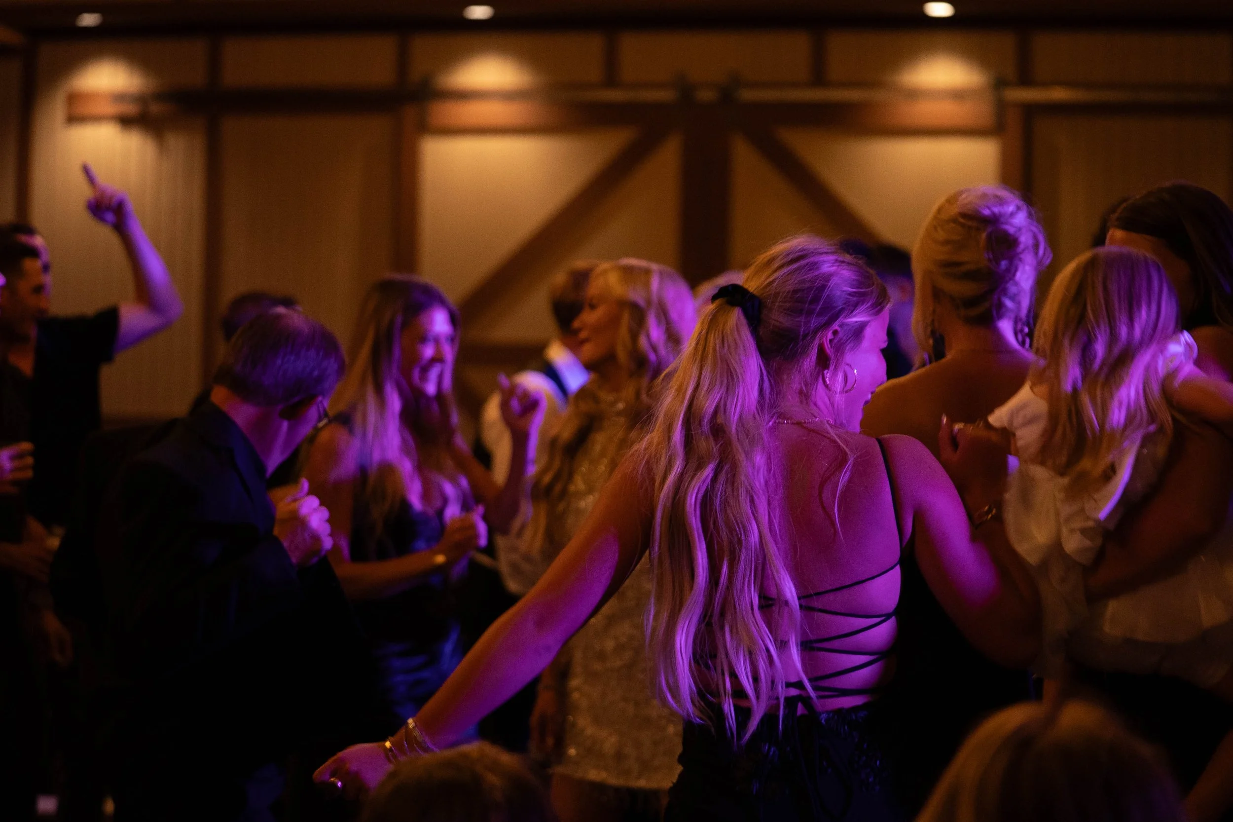 Dance-Party-Wedding-Neon.jpg