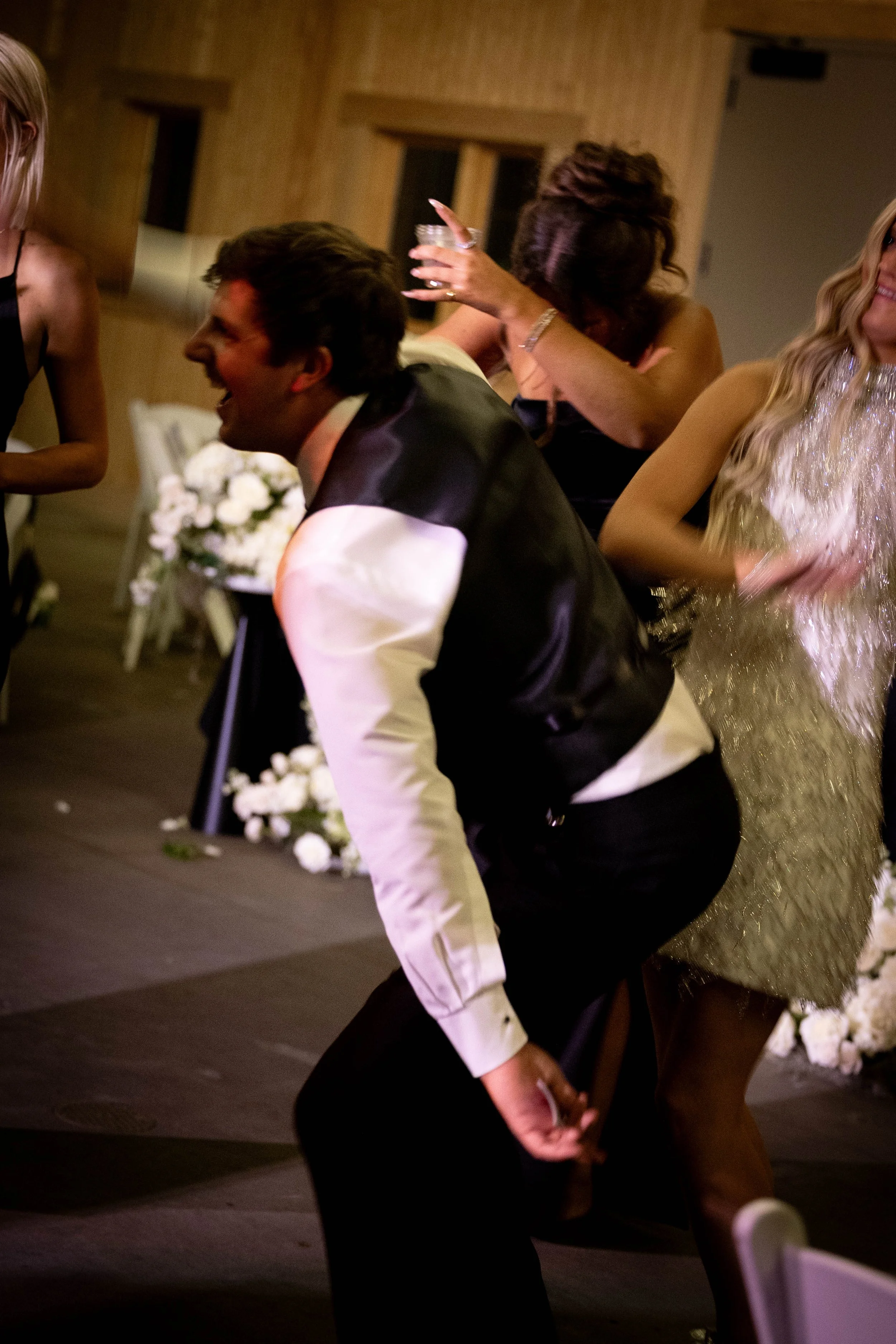 Dance-Party-Wedding.jpg