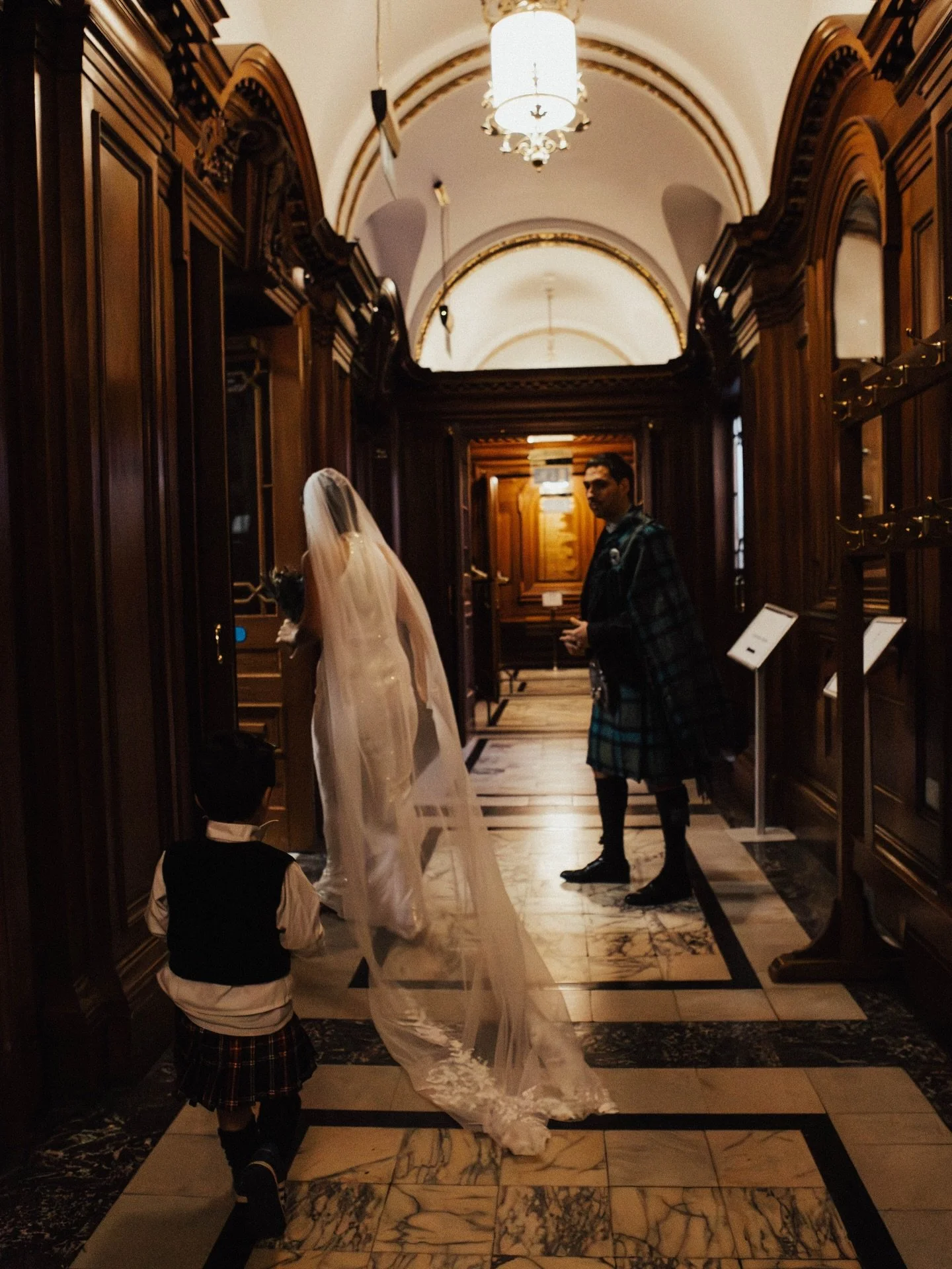 Just married .. 🤍

@drnica_dittherapist 

#luxurywedding #instawedding #film #scottishwedding #destinationwedding elegantwedding scottishwedding