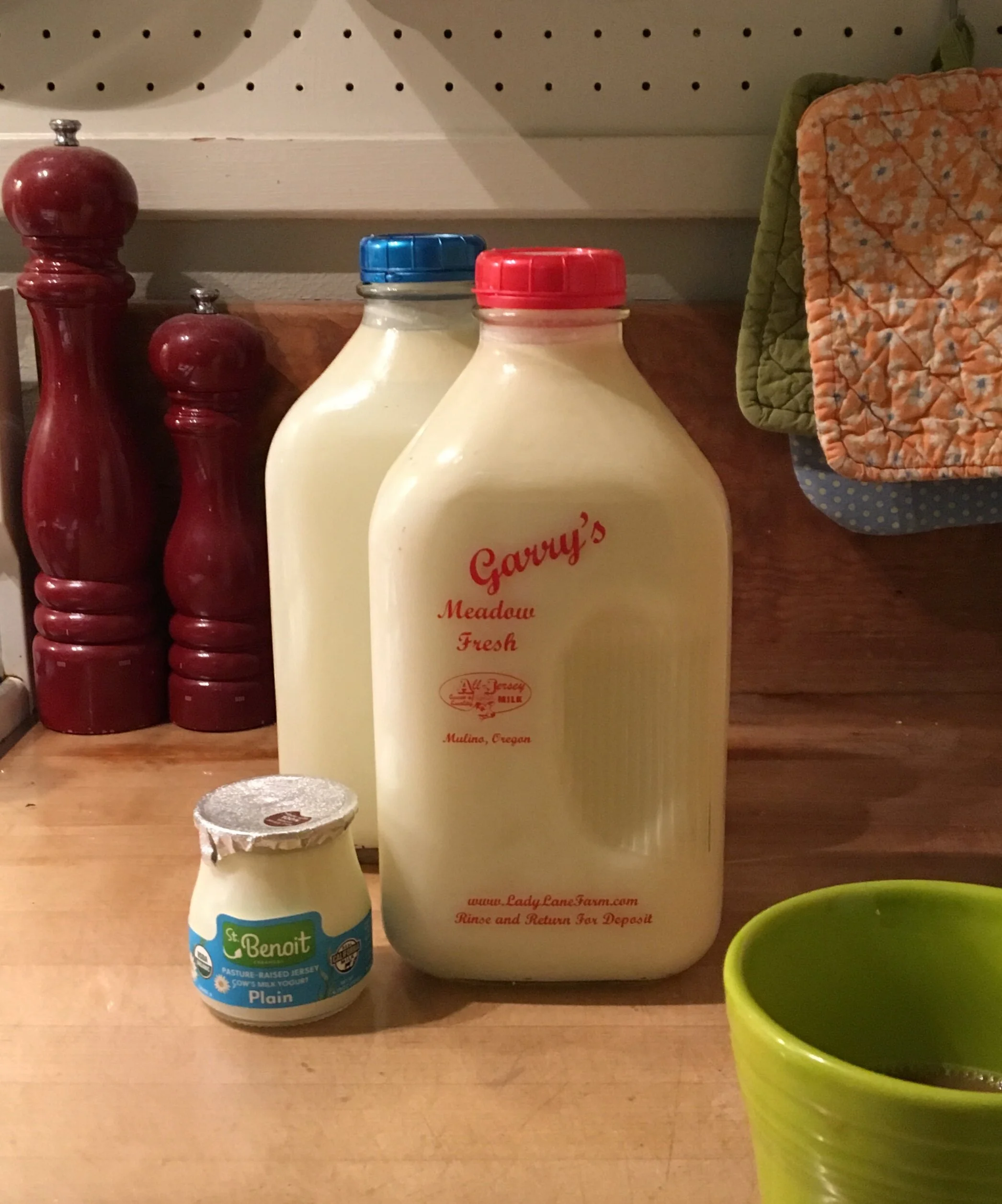  Yogurt making ingredients that come in glass!  