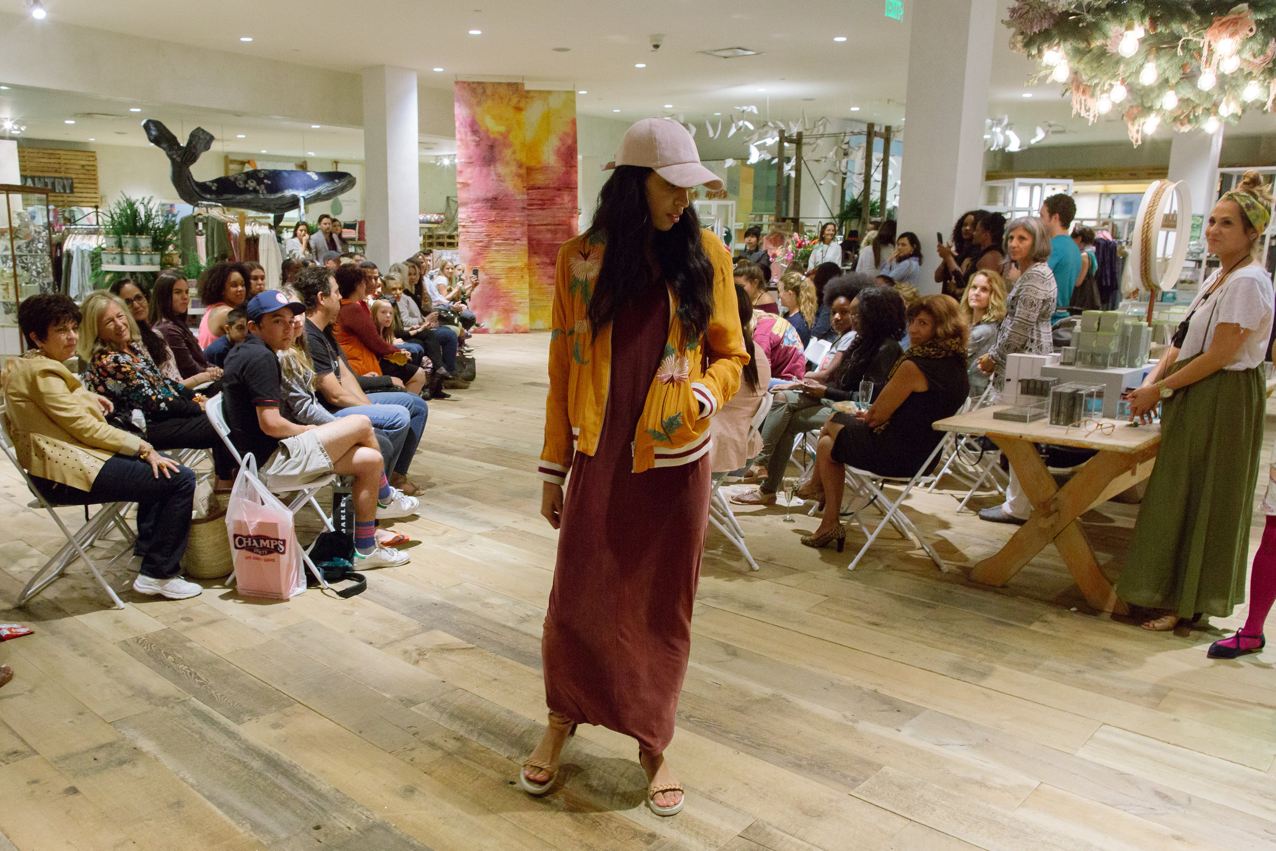 126_AnthroFashionShow_20170323.jpg