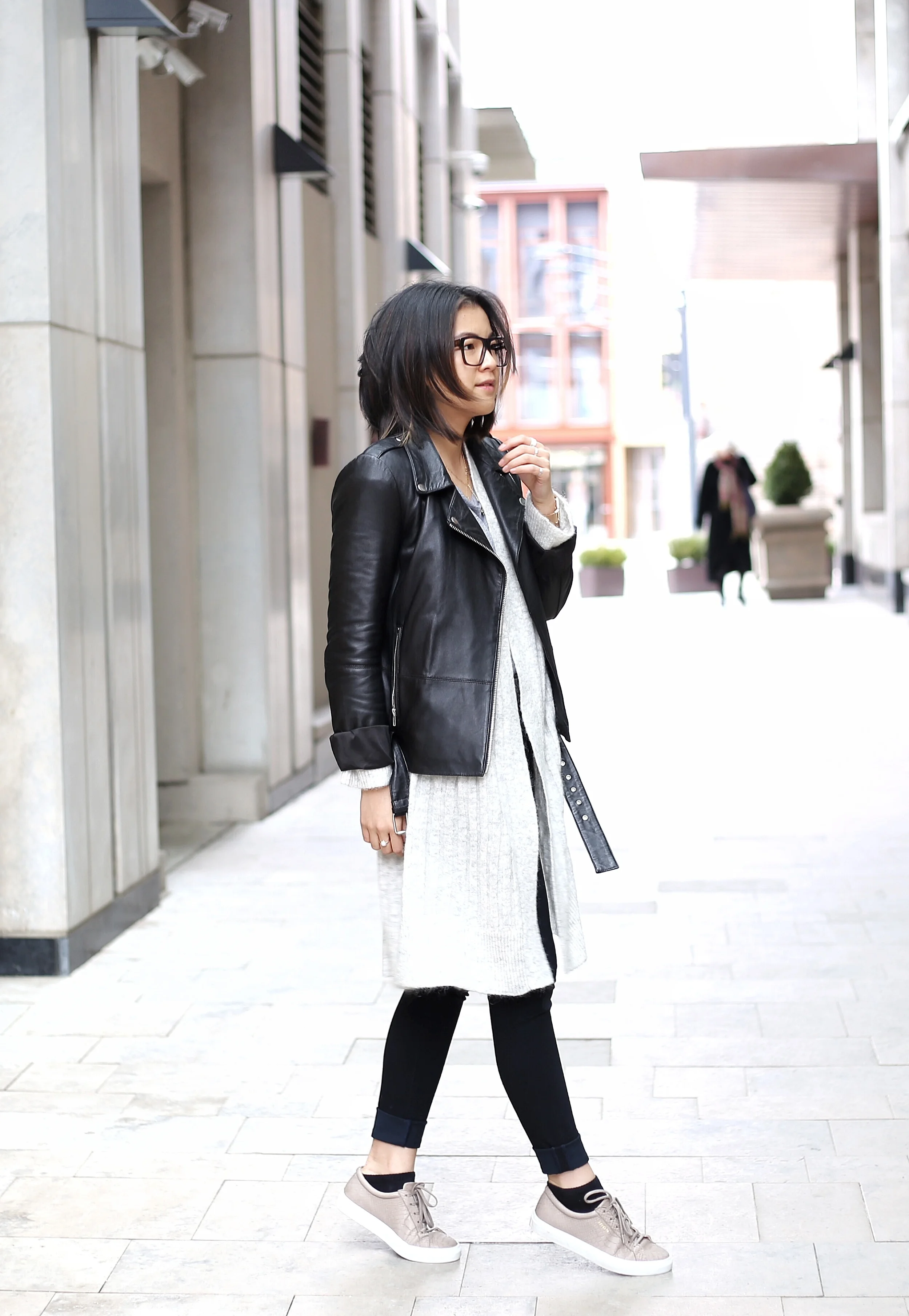 MINIMAL SNEAKERS // Axel Arigato