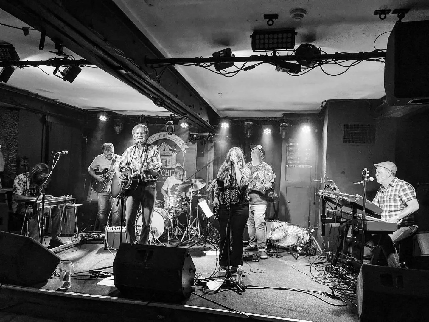 Big weekend, back to back gigs at  @leavittheatre in Ogunquit then ( pictured here) at the mythic @stonechurchmusicclub in Newmarket on Sat as part of @jonnolannh @slowcookersessions What an honor and blast to be part of this community of musicians. 