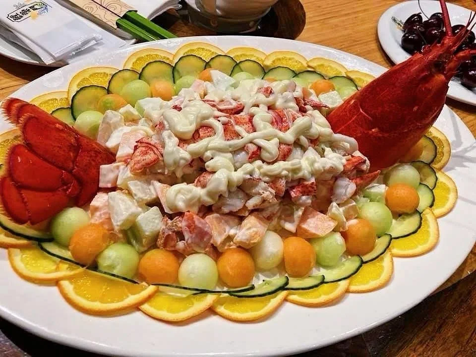 Celebrate the season with a feast for the senses! Our Lobster Fruit Salad is a delightful blend of fresh flavors, perfect for sharing with family and friends this holiday season. 🦞

#koipalace #bayareaevents #banquethall