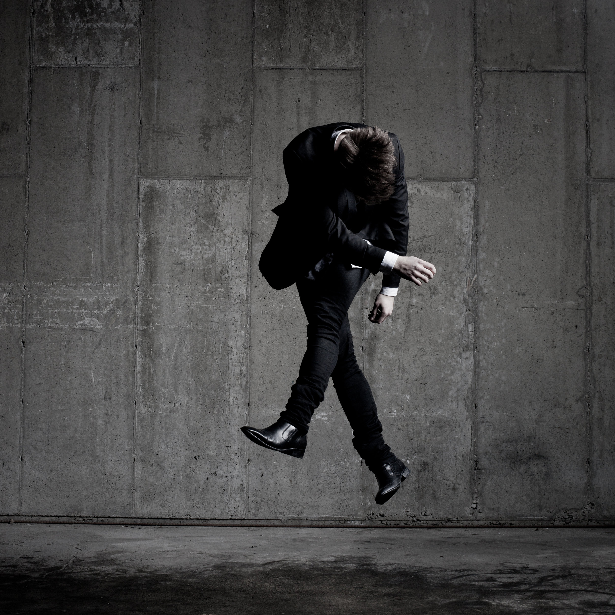 © duston-todd-portrait-studio-jumping-mens-fashion.jpg