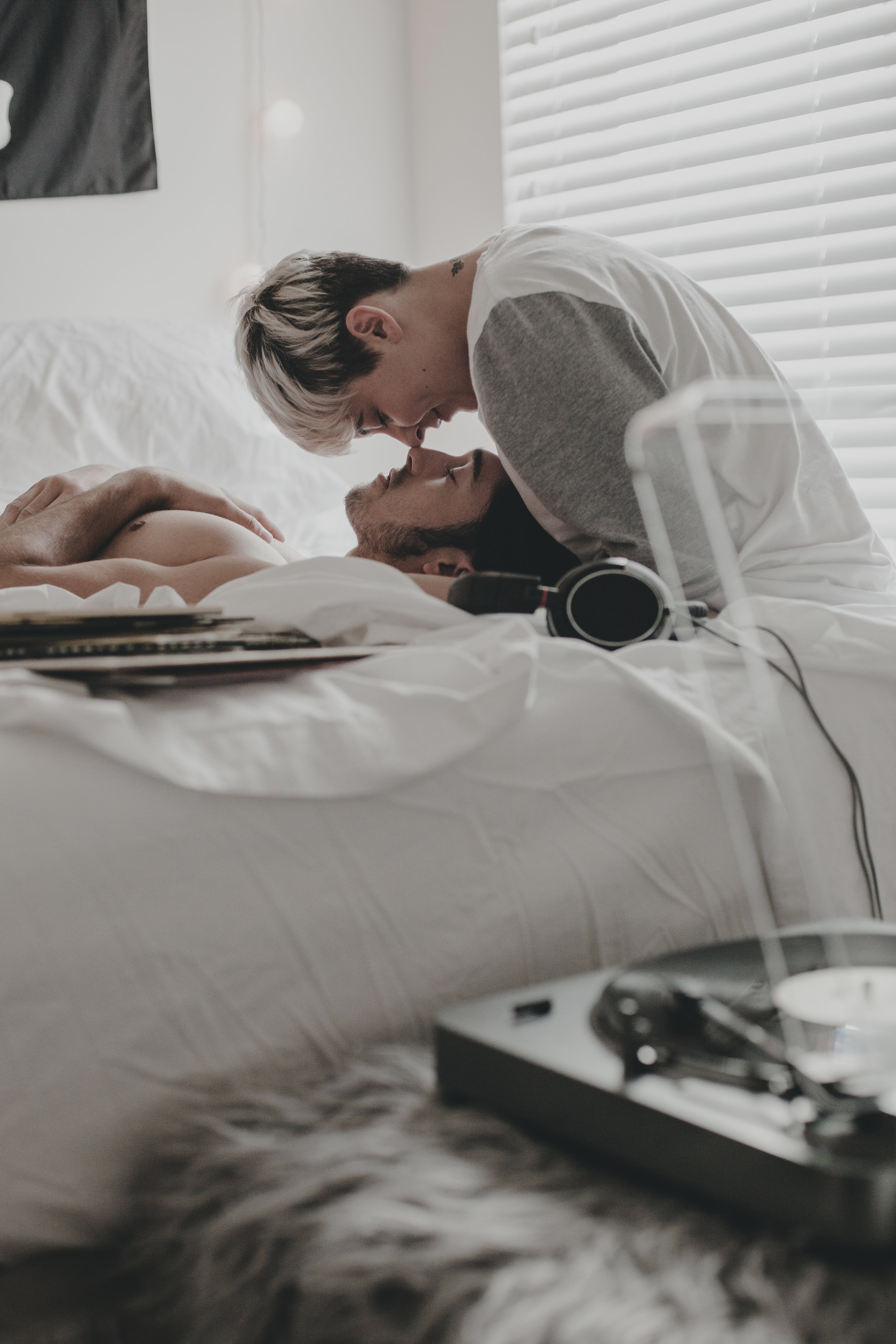 © duston-todd-lifestyle-couple-bed-analog-music.jpg