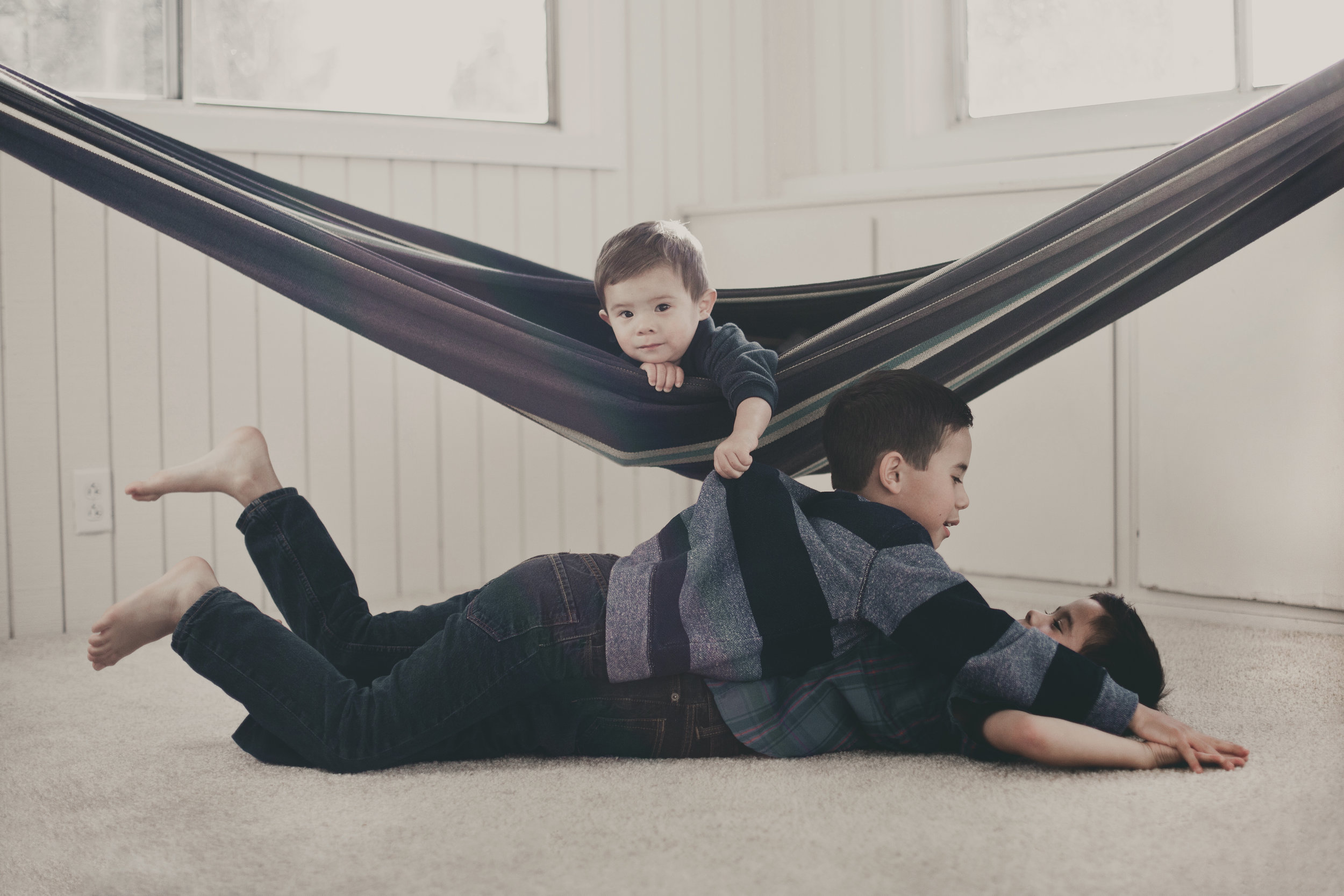 © duston-todd-lifestyle-siblings-hammock.jpg