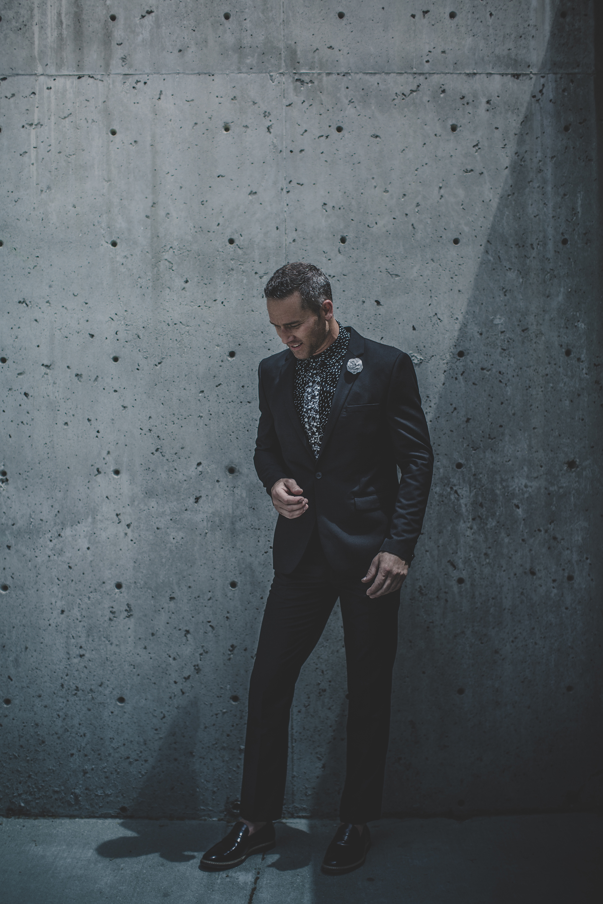 © duston-todd-suit-menswear-black-fashion-urban.jpg