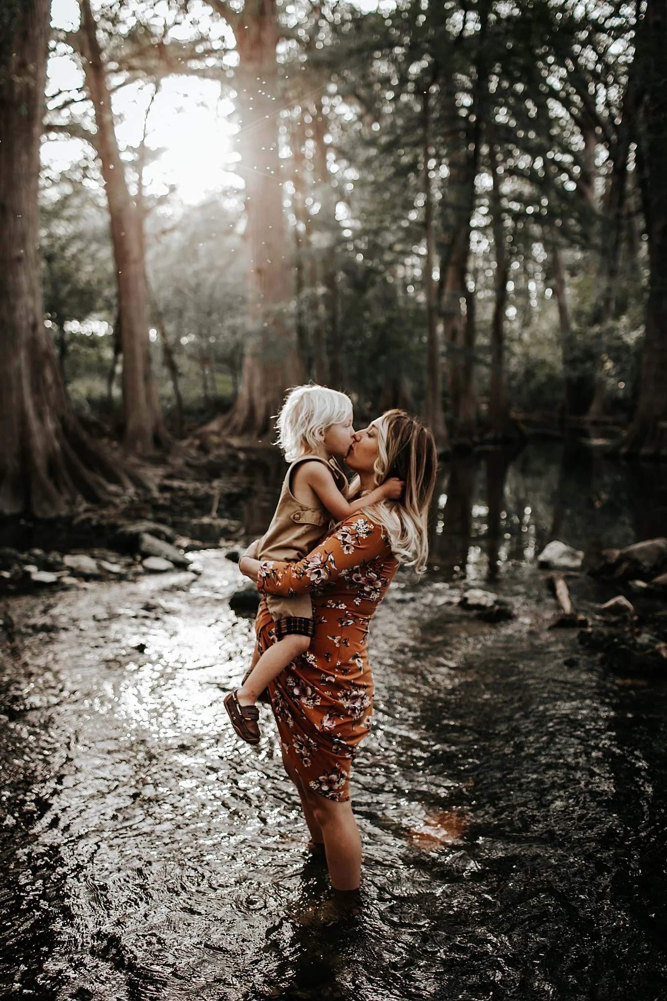 Shannon-San-Antonio-Maternity-Photographer-5_WEB.jpg
