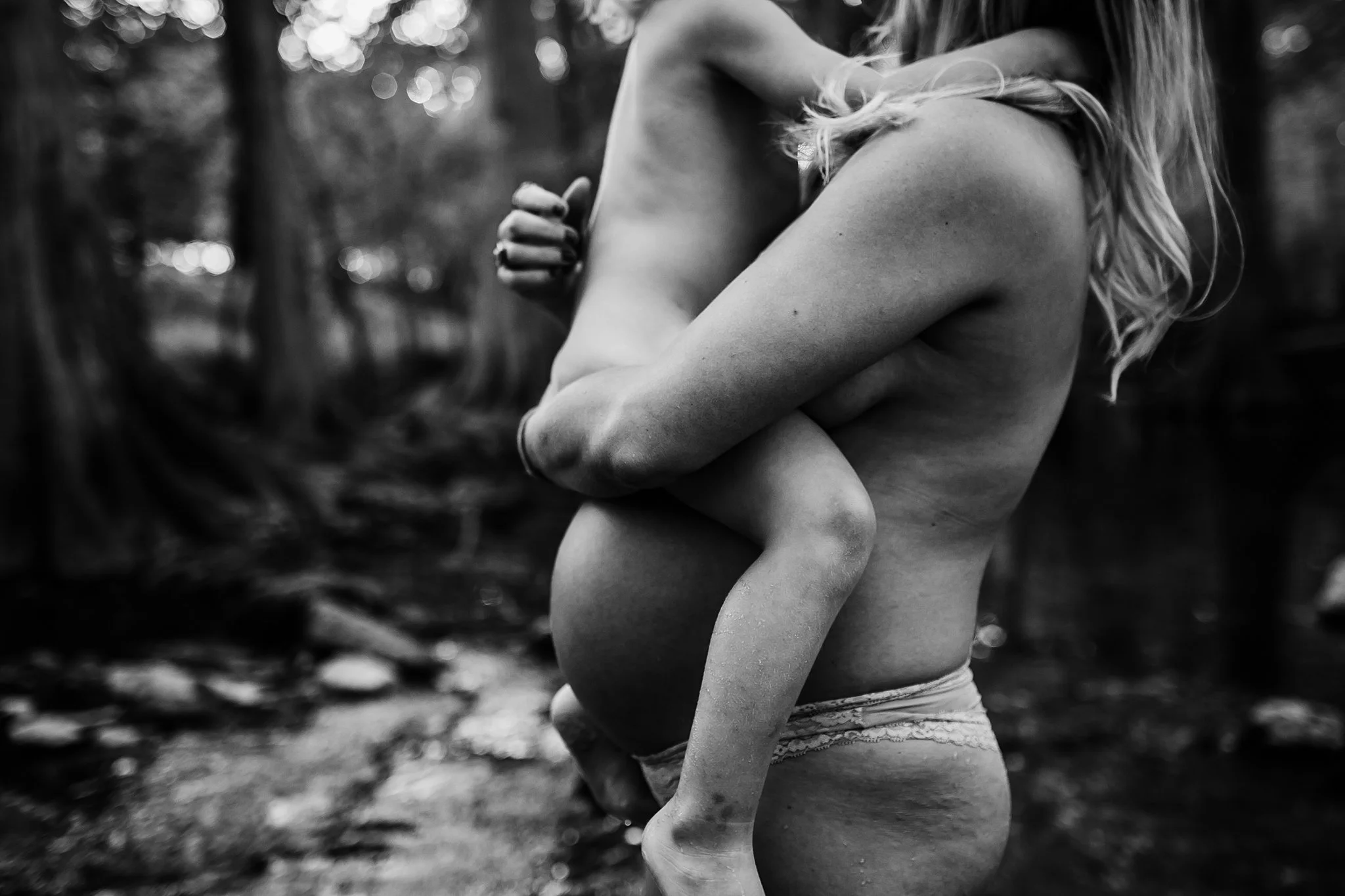 Shannon-San-Antonio-Maternity-Photographer-28_WEB.jpg