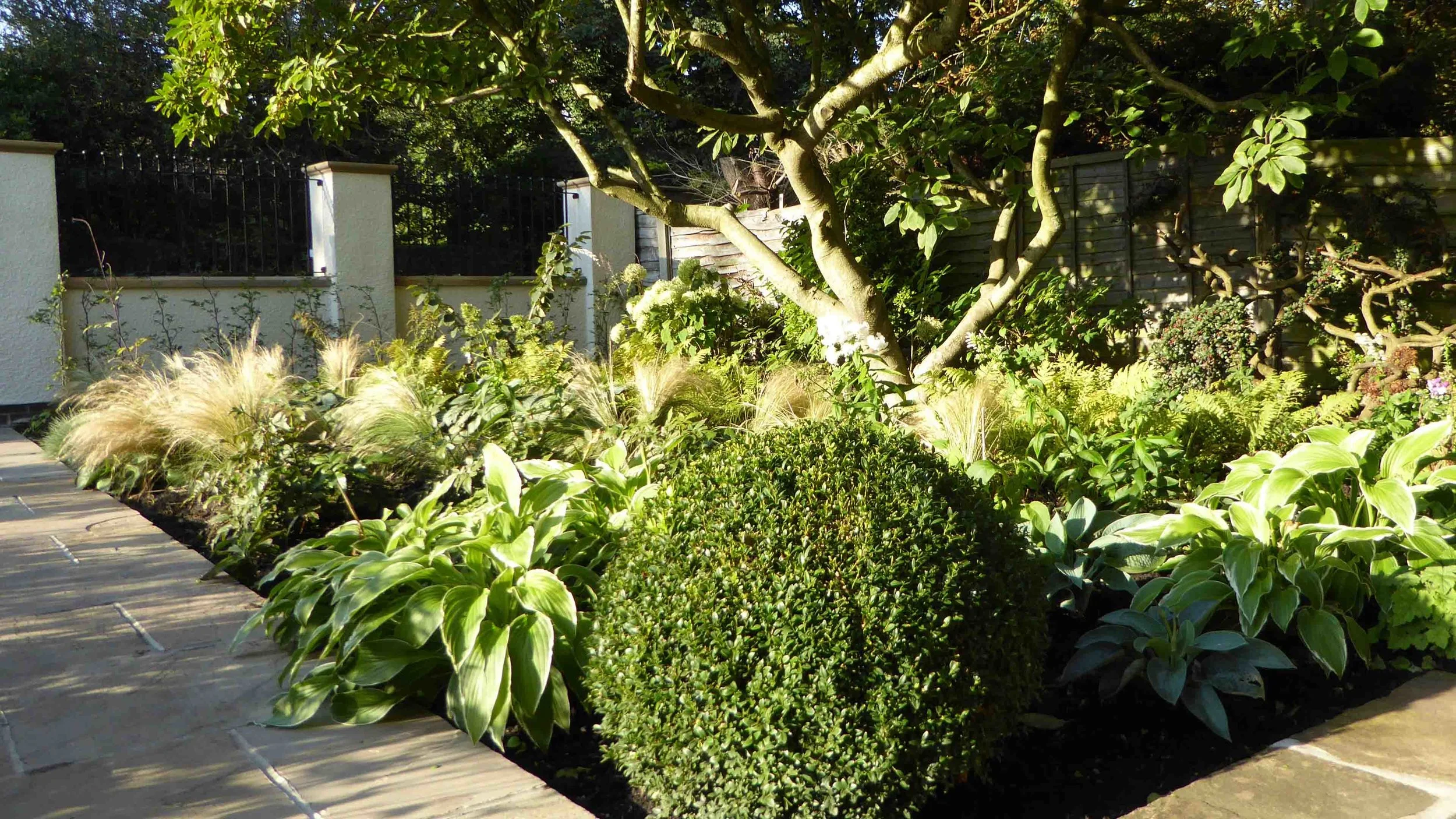 Cheshire Garden Design: The Sun and Shade Garden: Shade planting Area