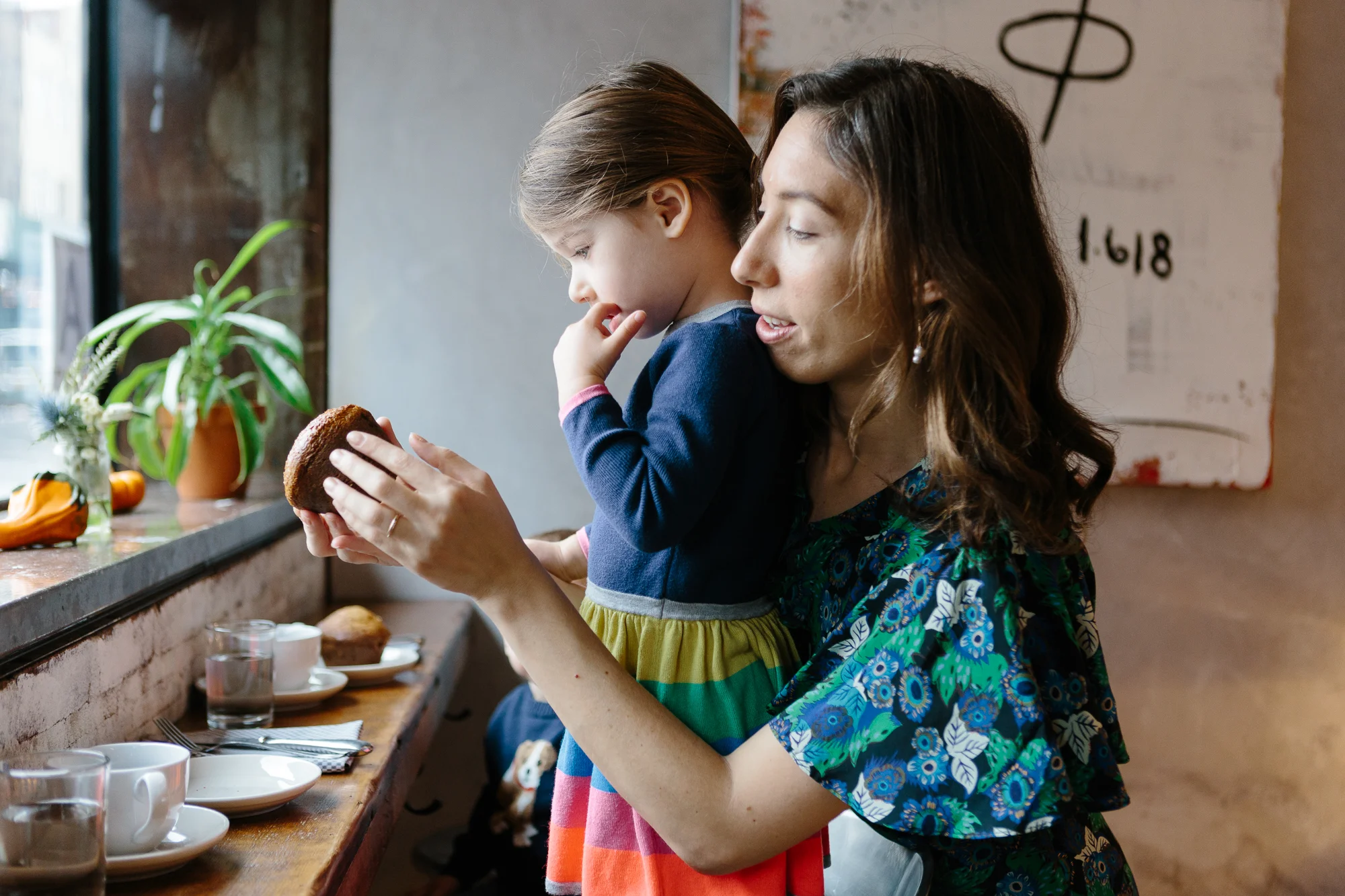 Founder of Nibble+squeak Melissa Elders with her daughter. Photo credit: Ethan Covey
