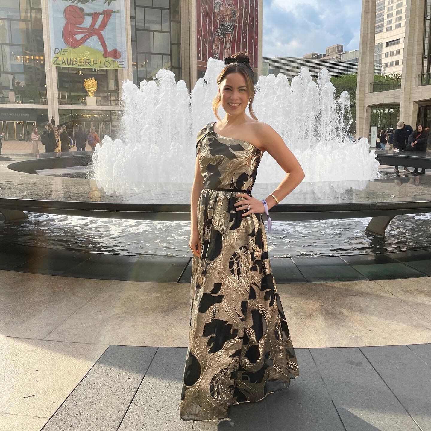 Greetings from Gala Land. @nycballet&rsquo;s spring gala raised 3.4 MILLION last night! Plus, we saw beautiful pieces from @wheeldony, @alysapires, and @justin_peck. A fantastic evening all around.