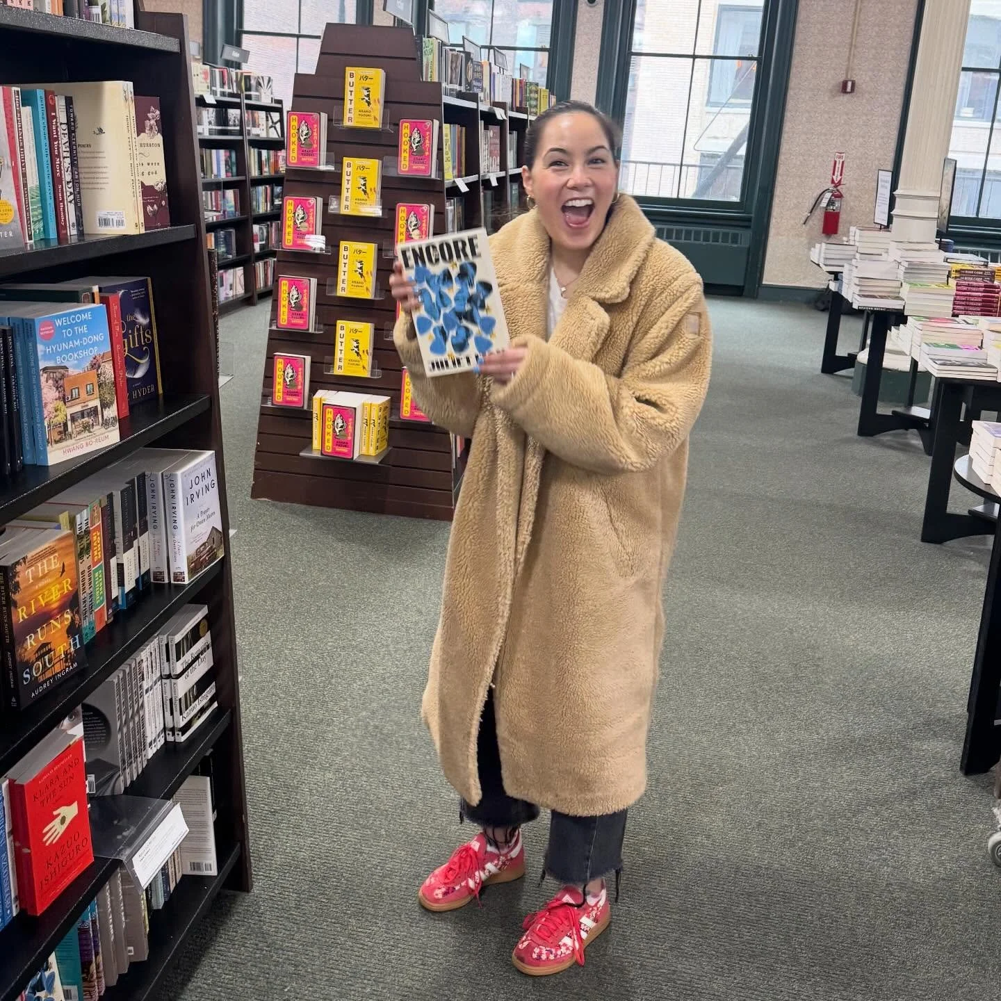 Born at 12:00 AM on March 3, 2026, weighing 12 oz and measuring 8.2 inches long, I am pleased to announce, after a long gestation, the joyous arrival of THE ENCORE. Here I am in @barnesandnoble seeing it on the shelves for the very first time (and if