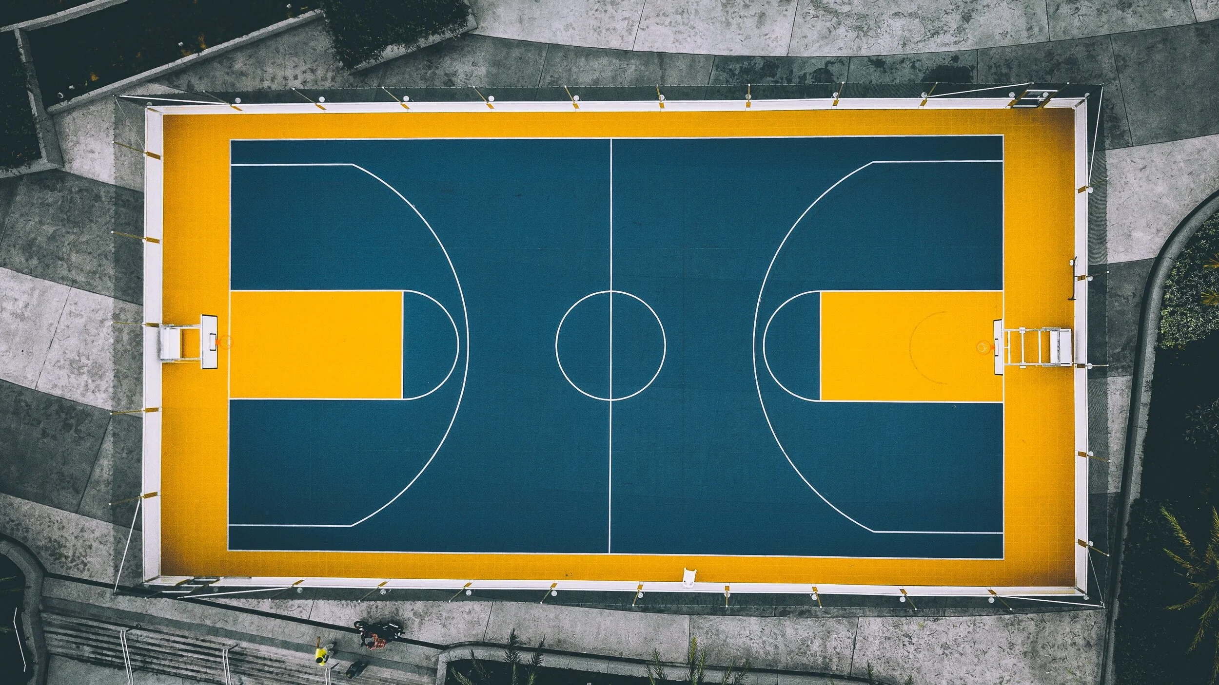 izuddin-helmi-adnan-UQpTP-KqYRk-unsplash.jpg