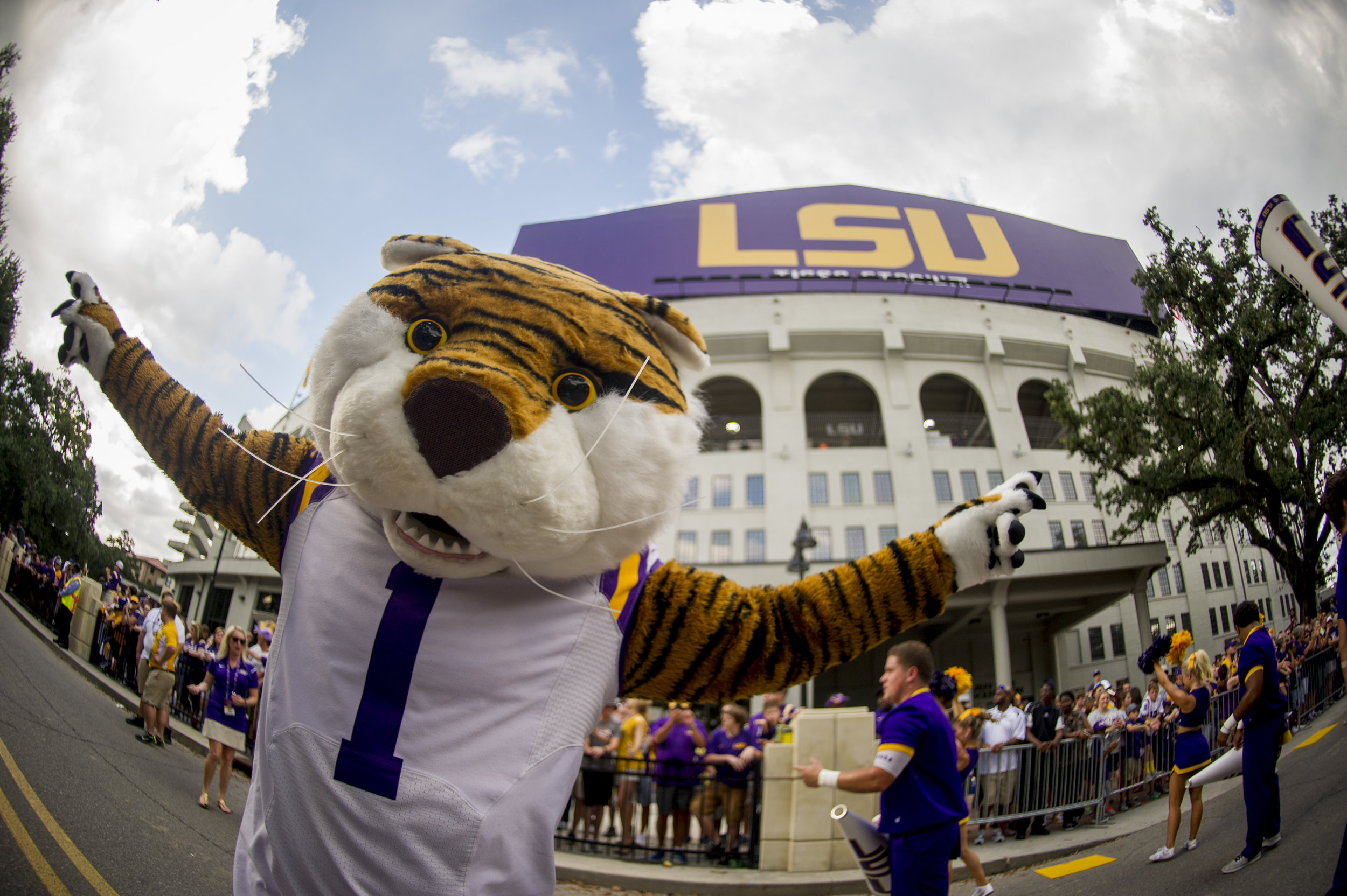 Mike The Tiger51f.JPG