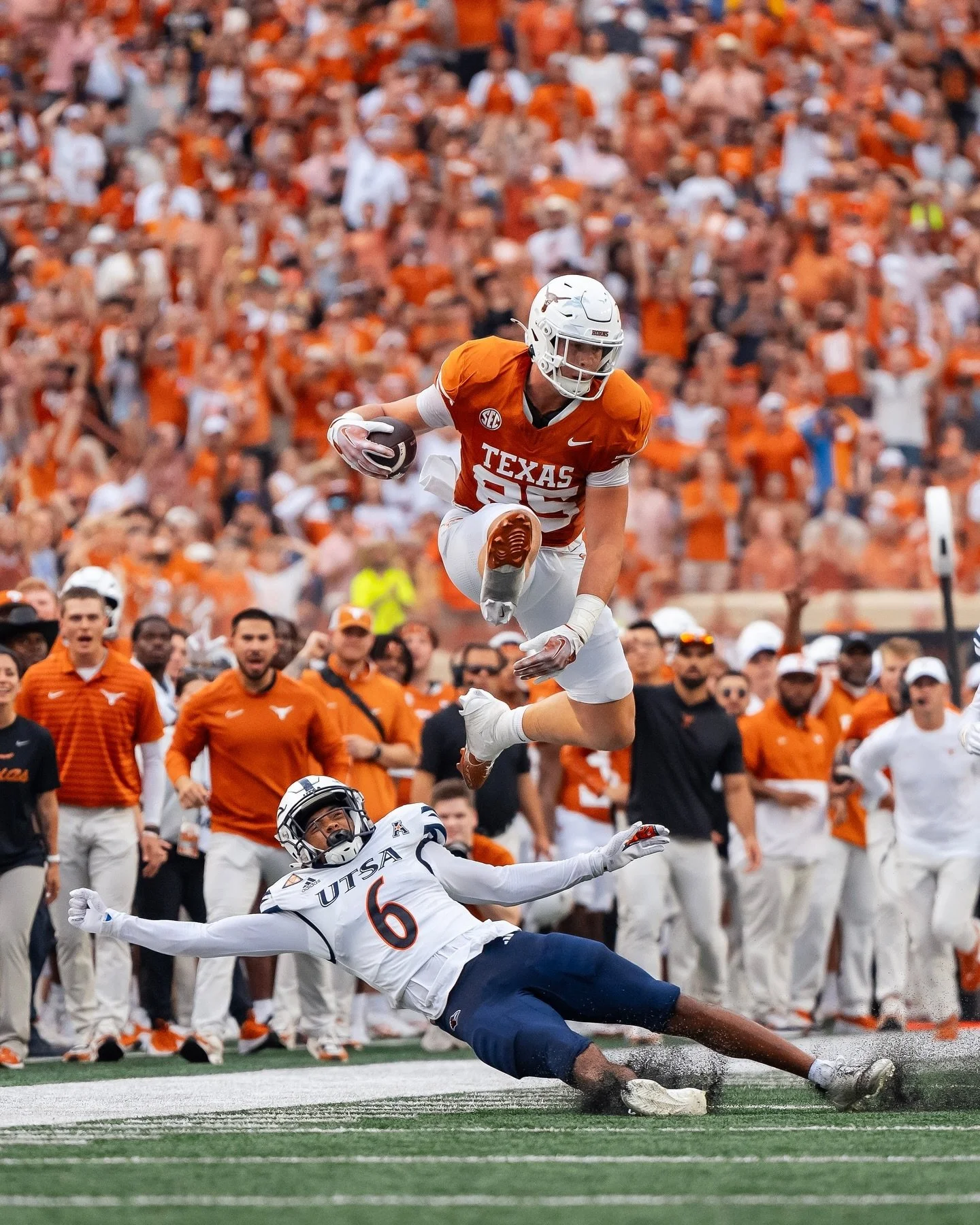 Billy, listen to me.