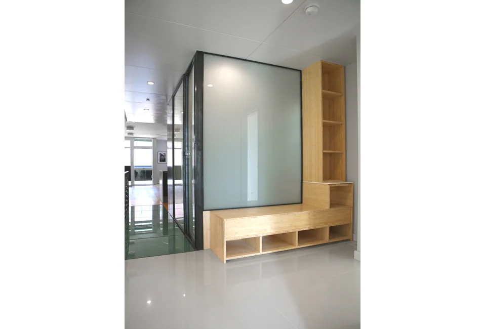 THINS_09_LOWER UNIT 1.jpg