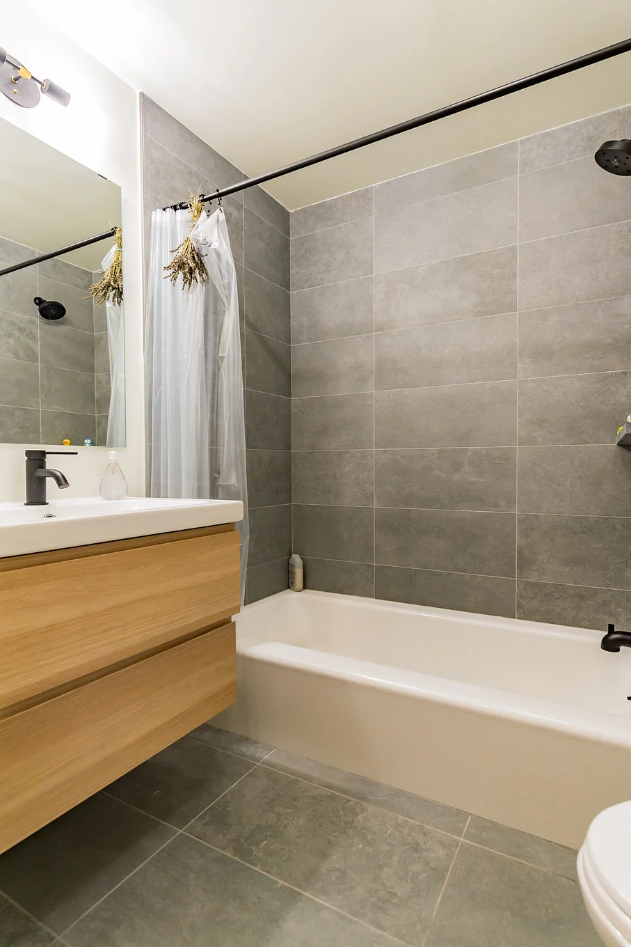 1908 Cambridge St - High Res-62-3129739.jpg