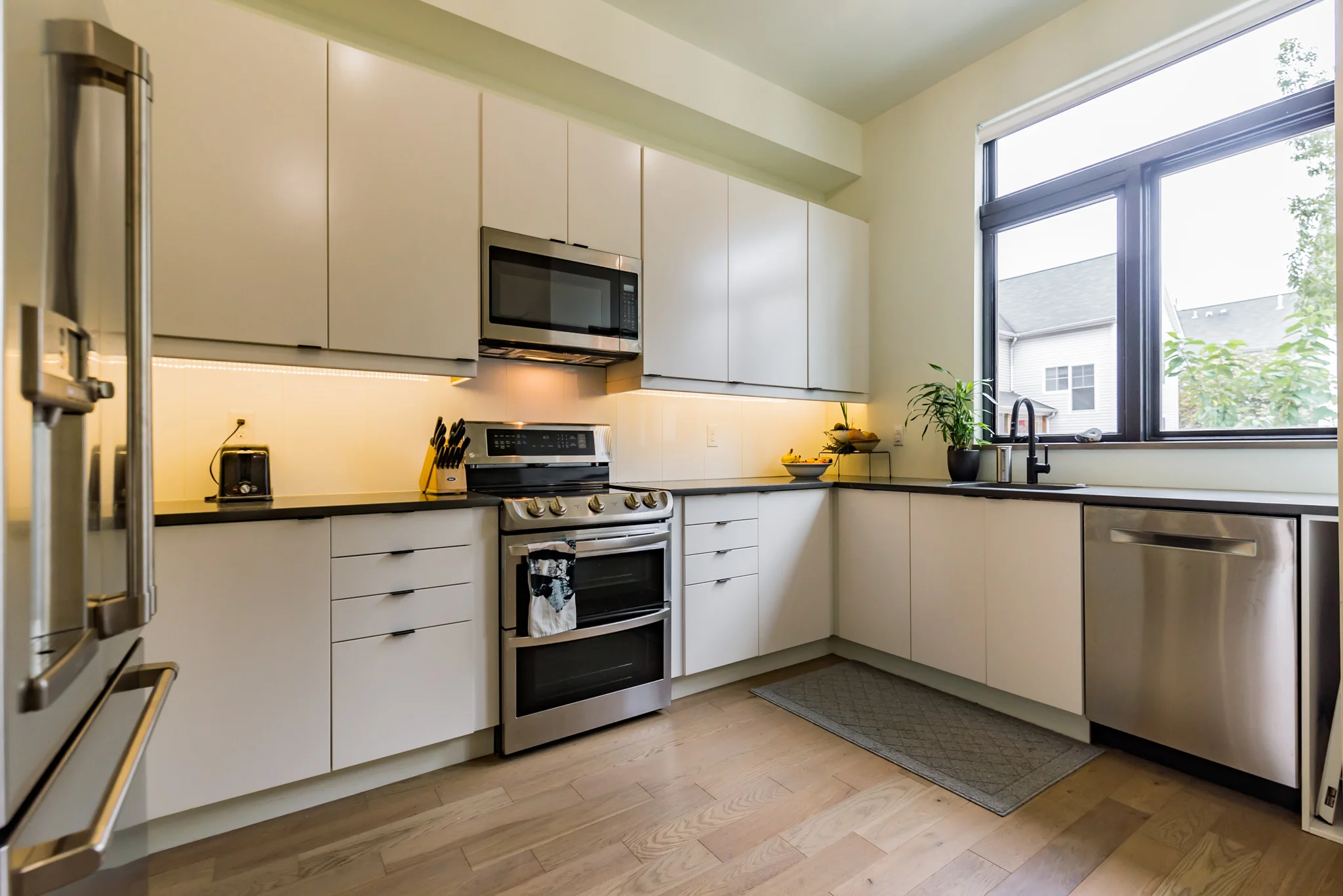 1908 Cambridge St - High Res-107-3129800.jpg