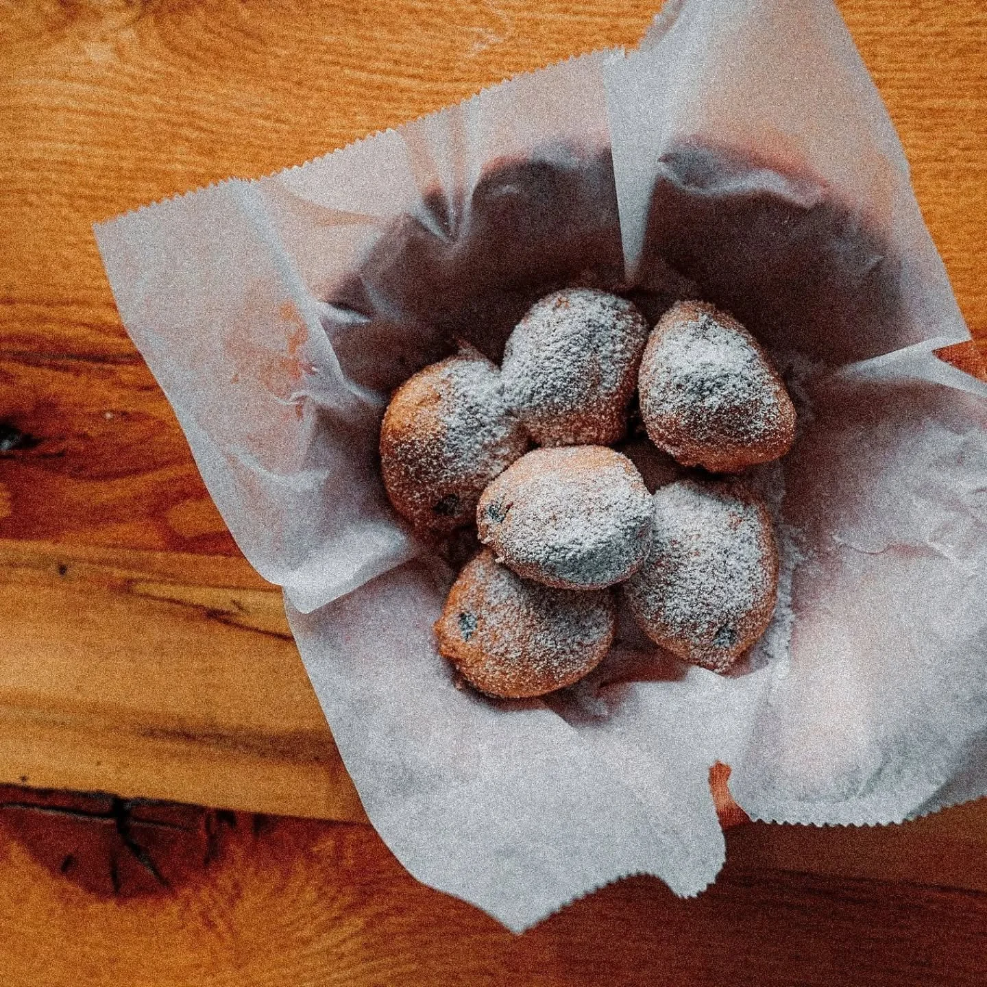because waiting for the fair once or twice a year just wasn&rsquo;t going to cut it.
✨always available year round. you're welcome.

what&rsquo;s your favorite fair food? 🎡🎪

#one6three
#newhavenpizza
#ctfoodies
#newhavenfood 
#cteats
#friedoreos
#c