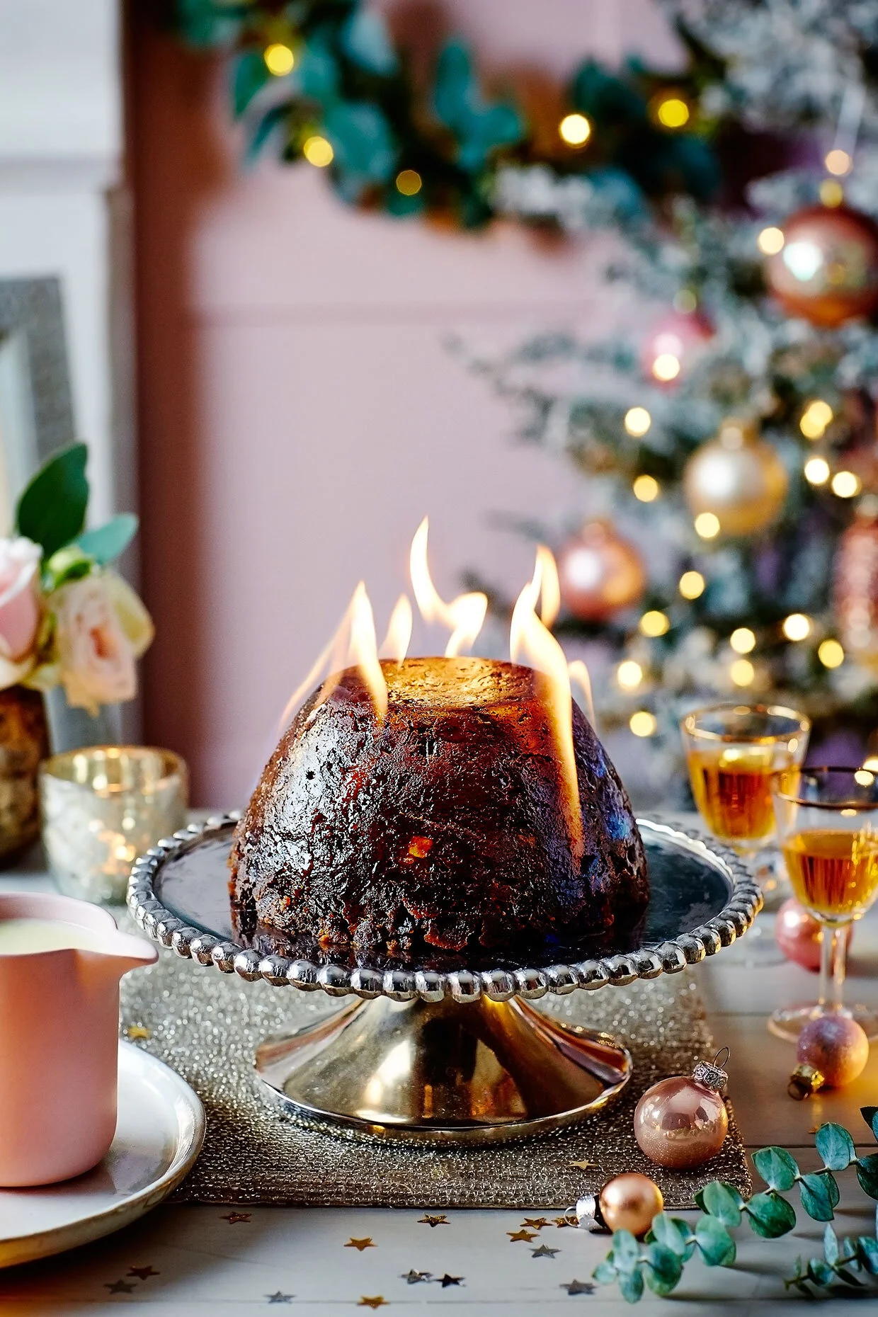 XmasPuddingFlaming.jpg