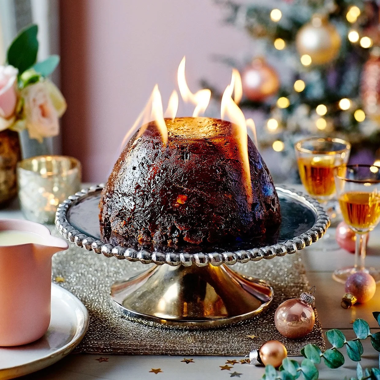 XmasPuddingFlamingSquare.jpg