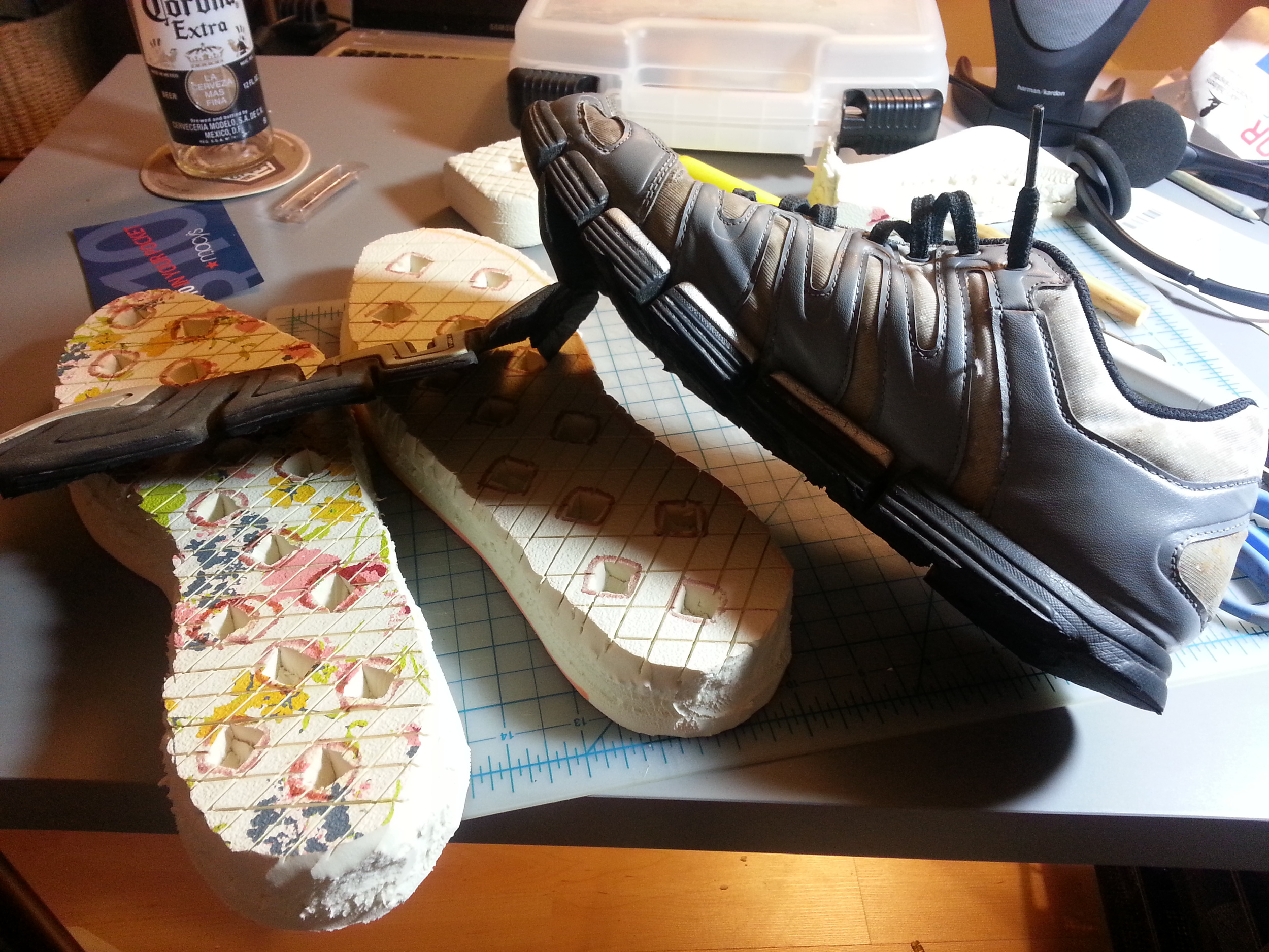  Apply contact cement to shoe and foam, press surfaces together then pull apart and allow to dry. 