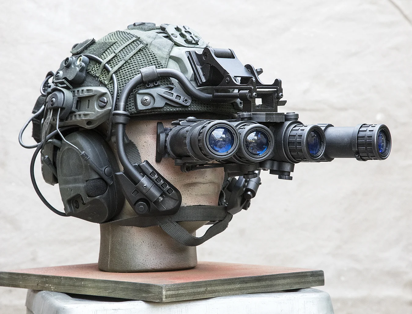 Recon Build 02.jpg