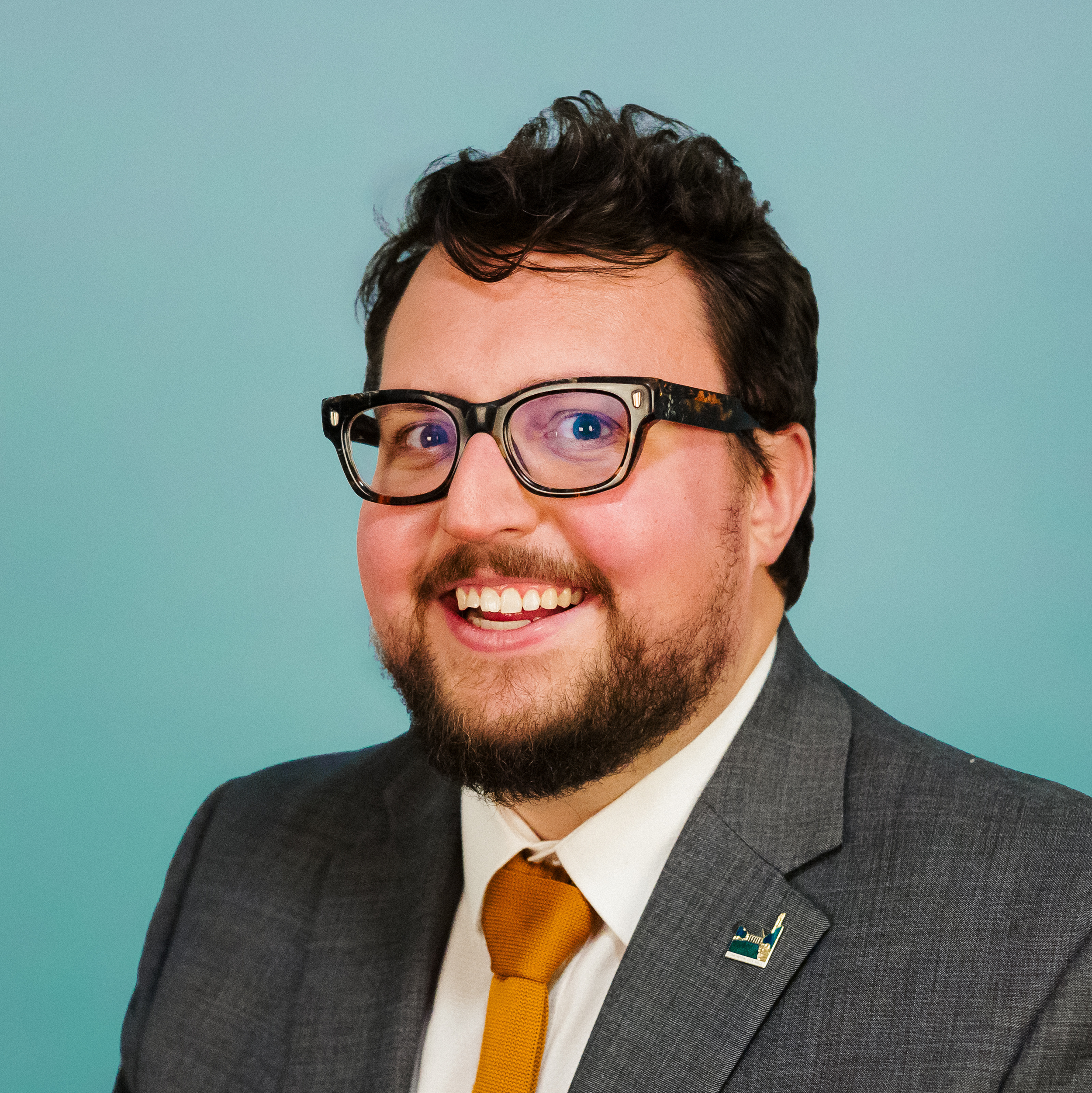 KUNICKI FOR SOCIALS BLUE.png