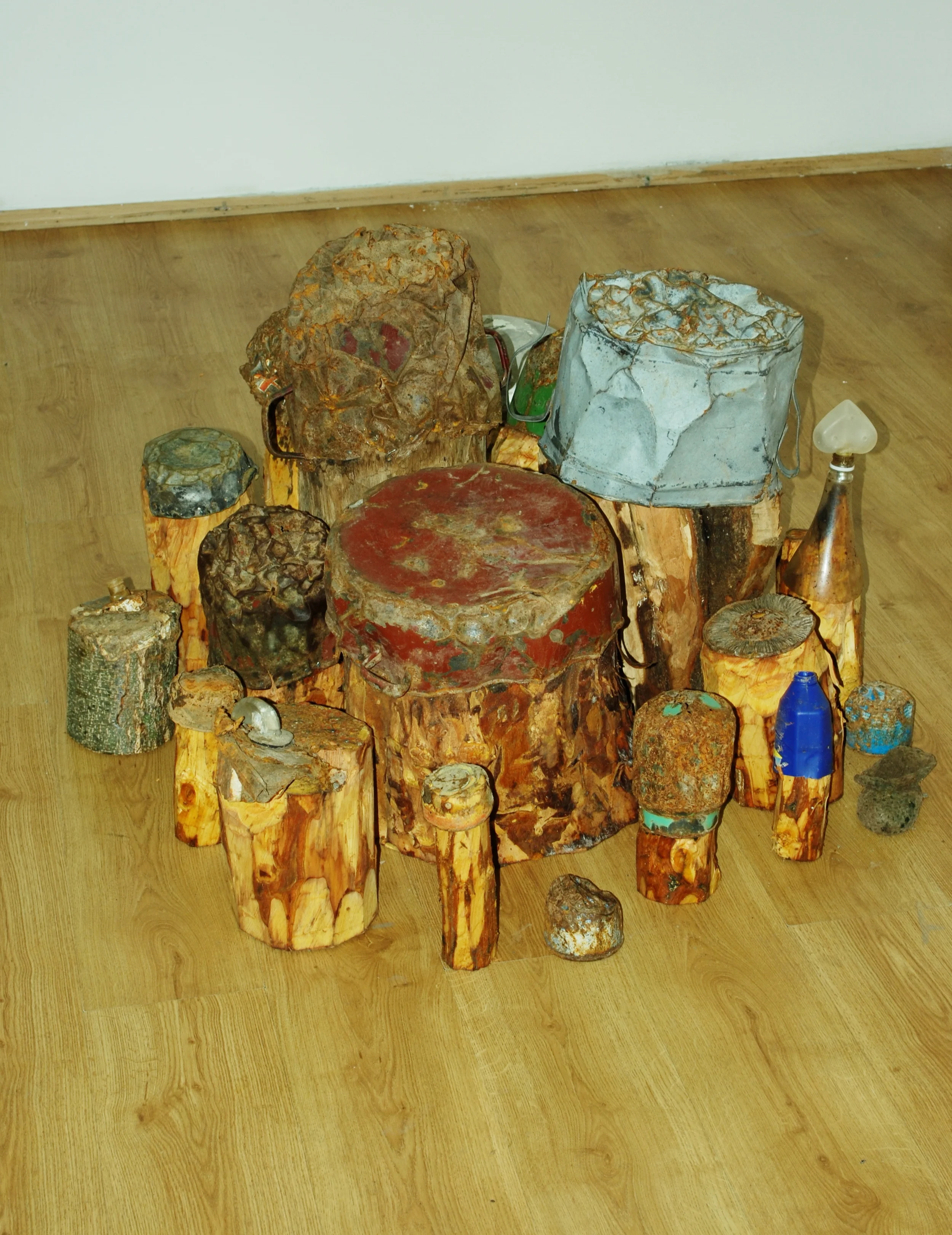 Serpe Lonc i Poklopci (Pots and Covers)