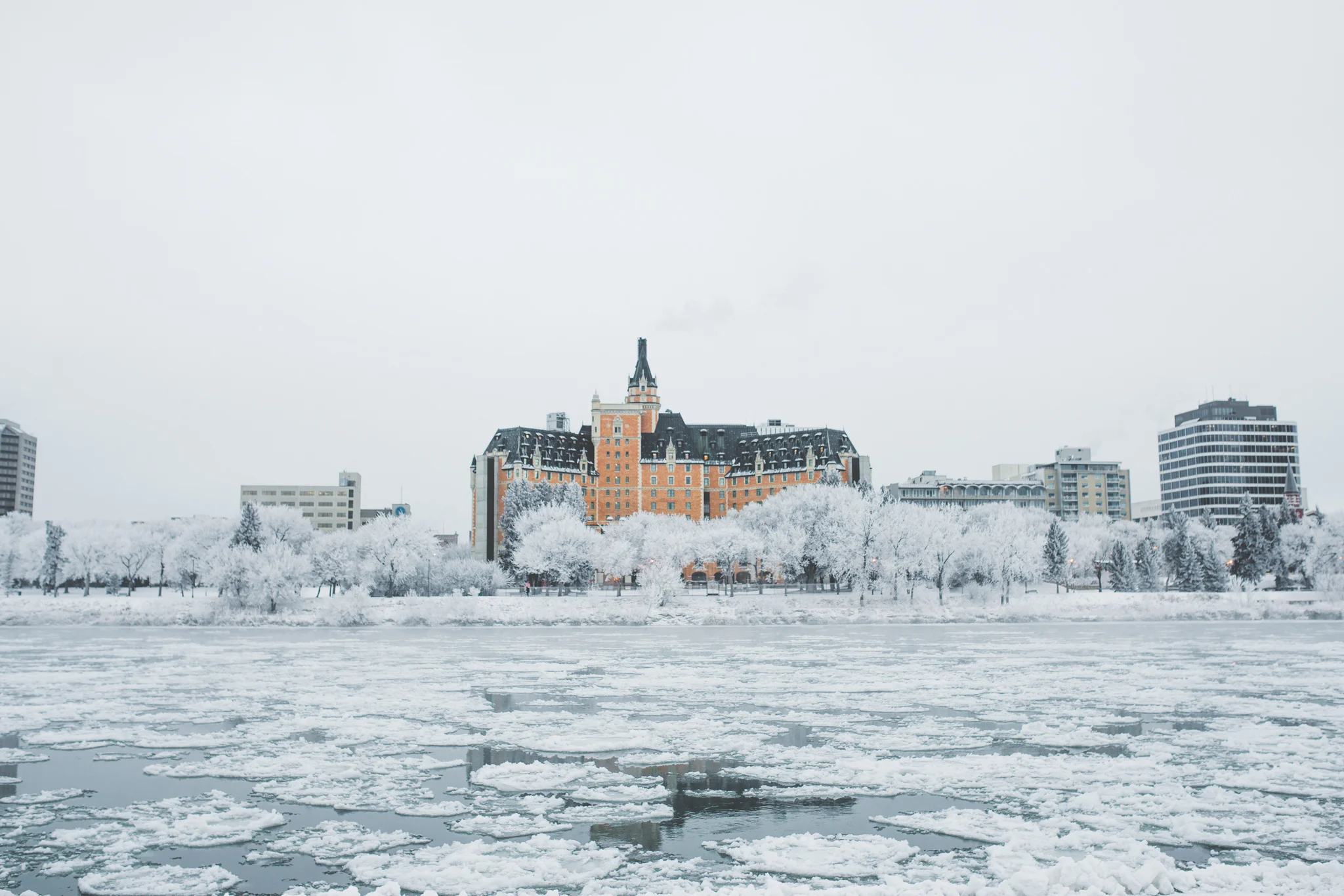 YXE_BezHoarFrost_1w.jpg