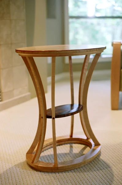 HOURGLASS END TABLE