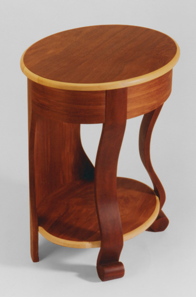 PENDMELO TABLE