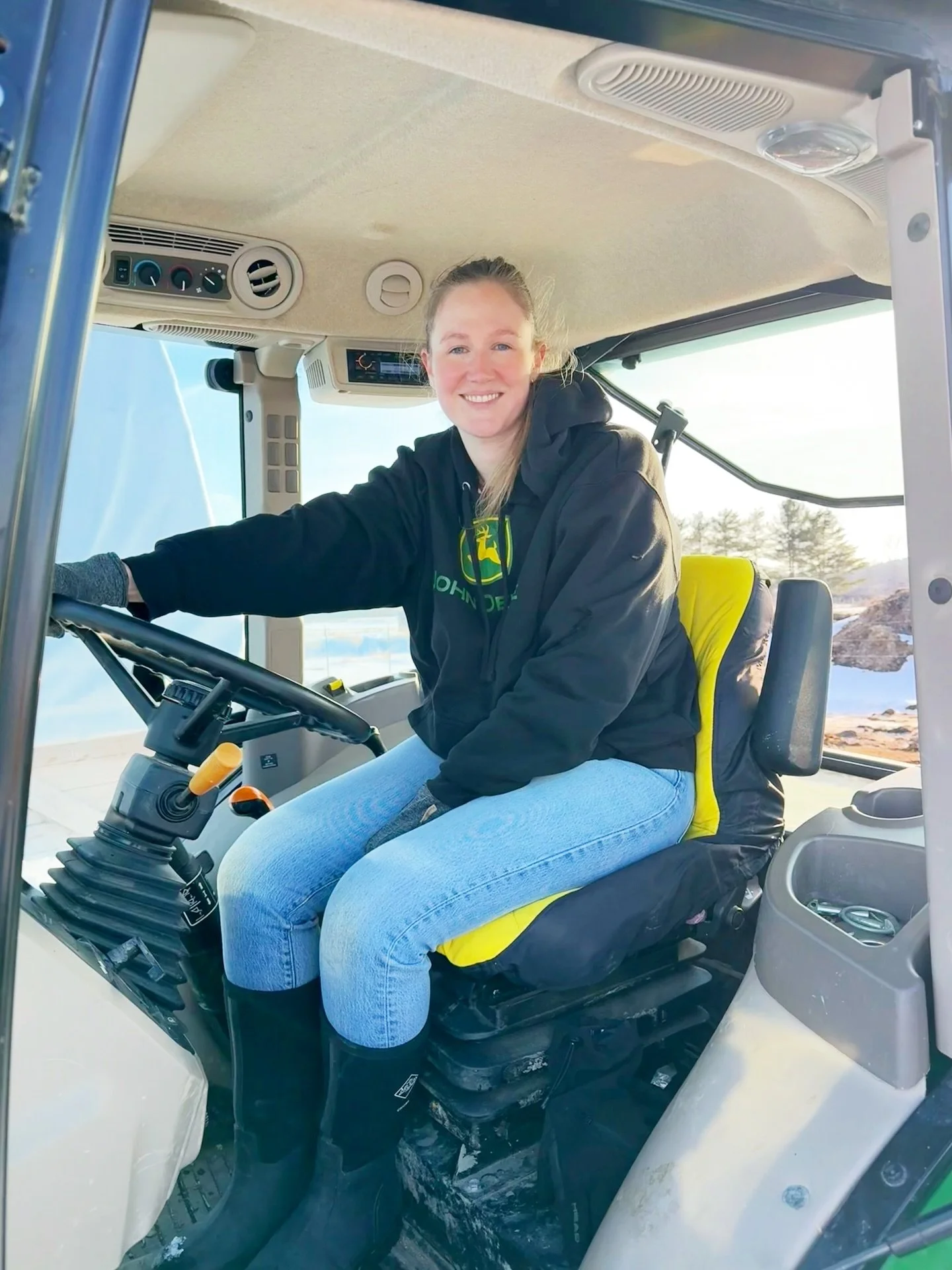 When your wife asks if she can tag along for chores&hellip; and you decide it&rsquo;s the perfect day to teach her how to drive the tractor 🚜

Sarah runs a big art school in the next county over&mdash;teaching adults and kids and creating a place wh