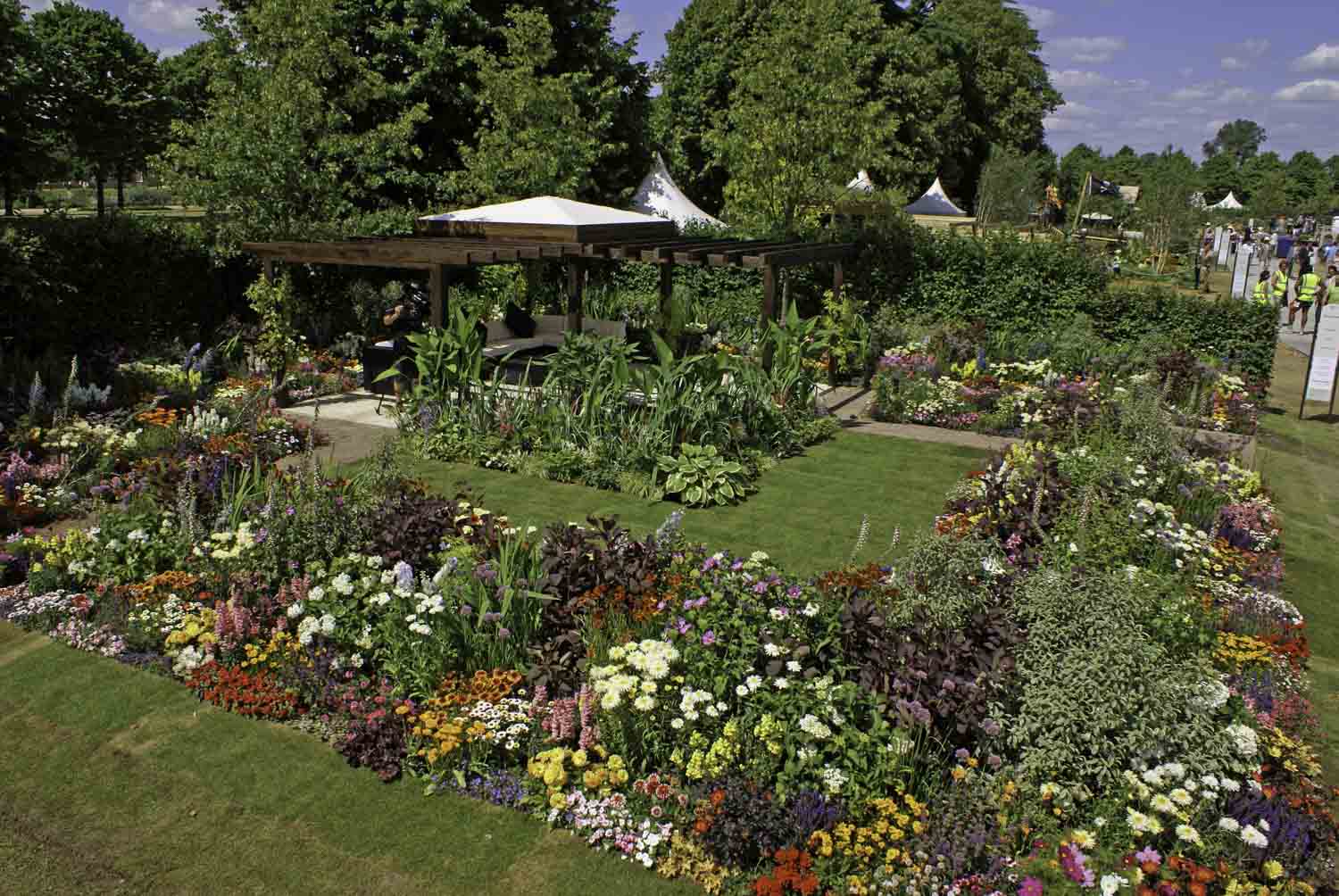 ©Jack Dunckley Landscape Design Garden Design RHS Hampton Court Palace Flower Show 2010 Birchfield Garden-14.jpg