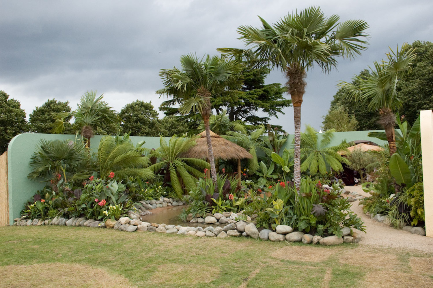 RHS Hampton Court Palce Flower Show Deserts Delight 2009 ©Jack Dunckley-5.jpg