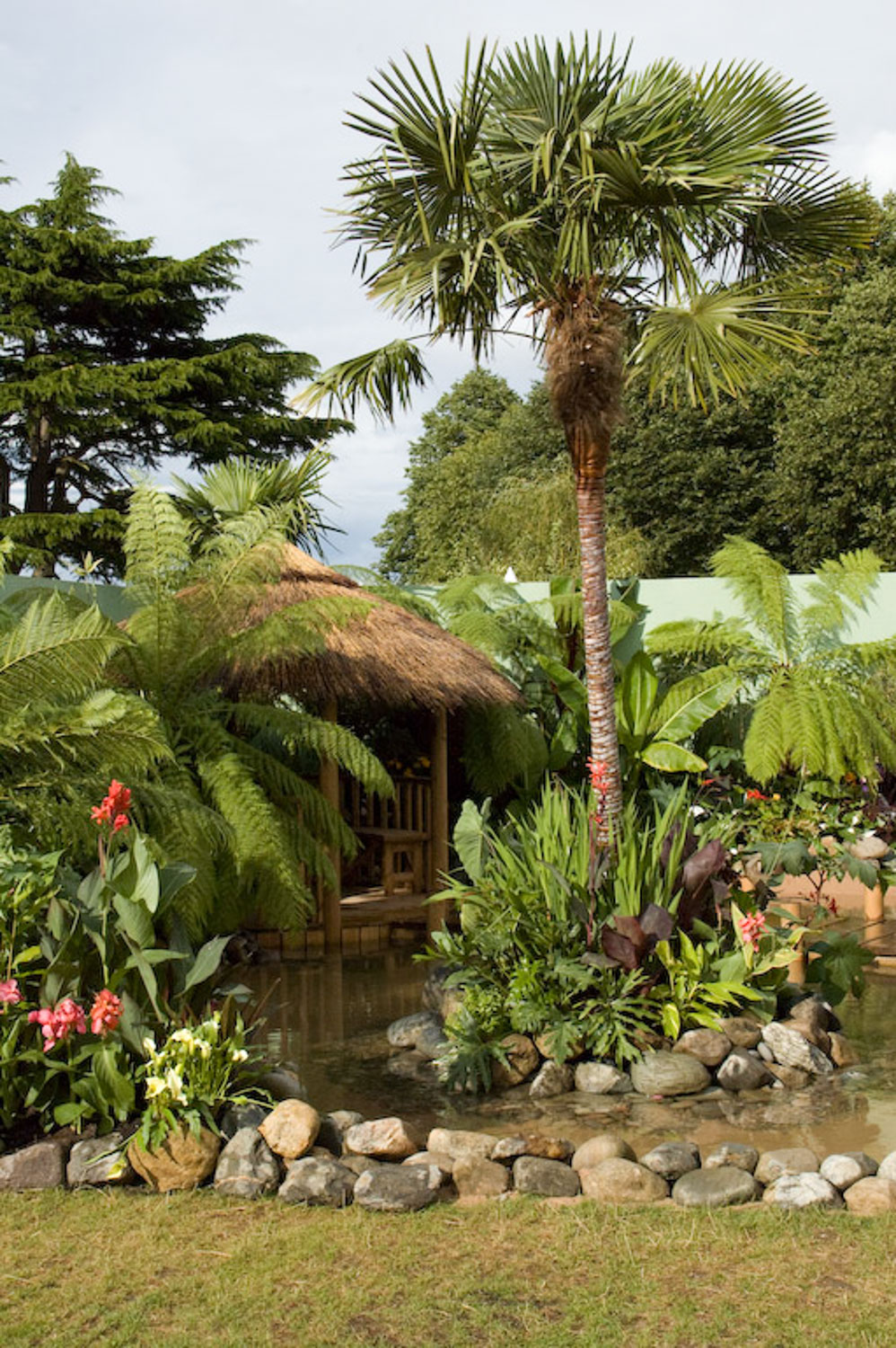 RHS Hampton Court Palce Flower Show Deserts Delight 2009 ©Jack Dunckley-25.jpg