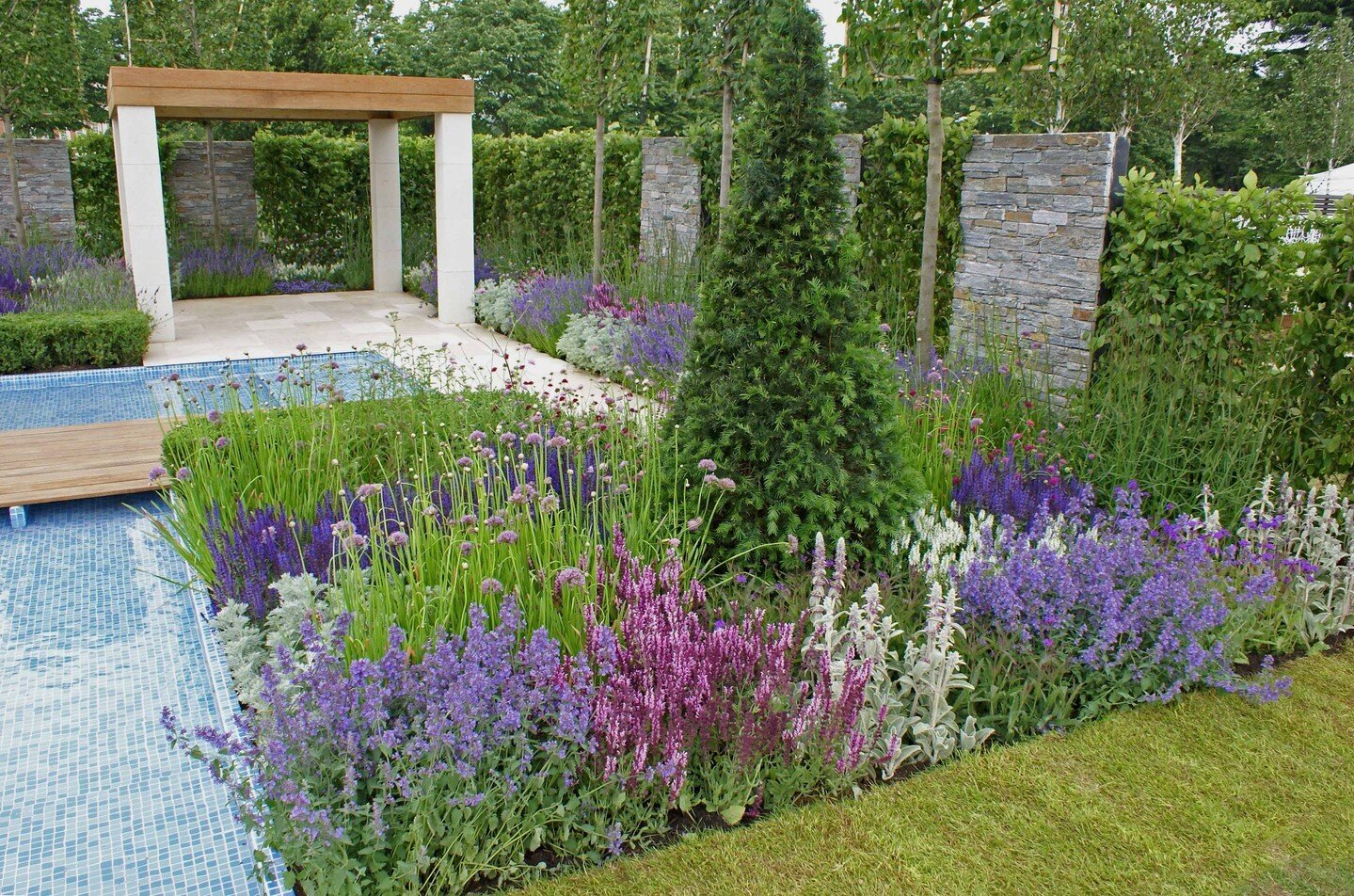 The Italian Job &ndash; RHS Hampton Court 2012 🌺

A complicated build using all of these different materials and plants, plus the element of water too! But I wouldn&rsquo;t have changed it for anything. This garden won me a RHS Silver Gilt Medal 🥈
