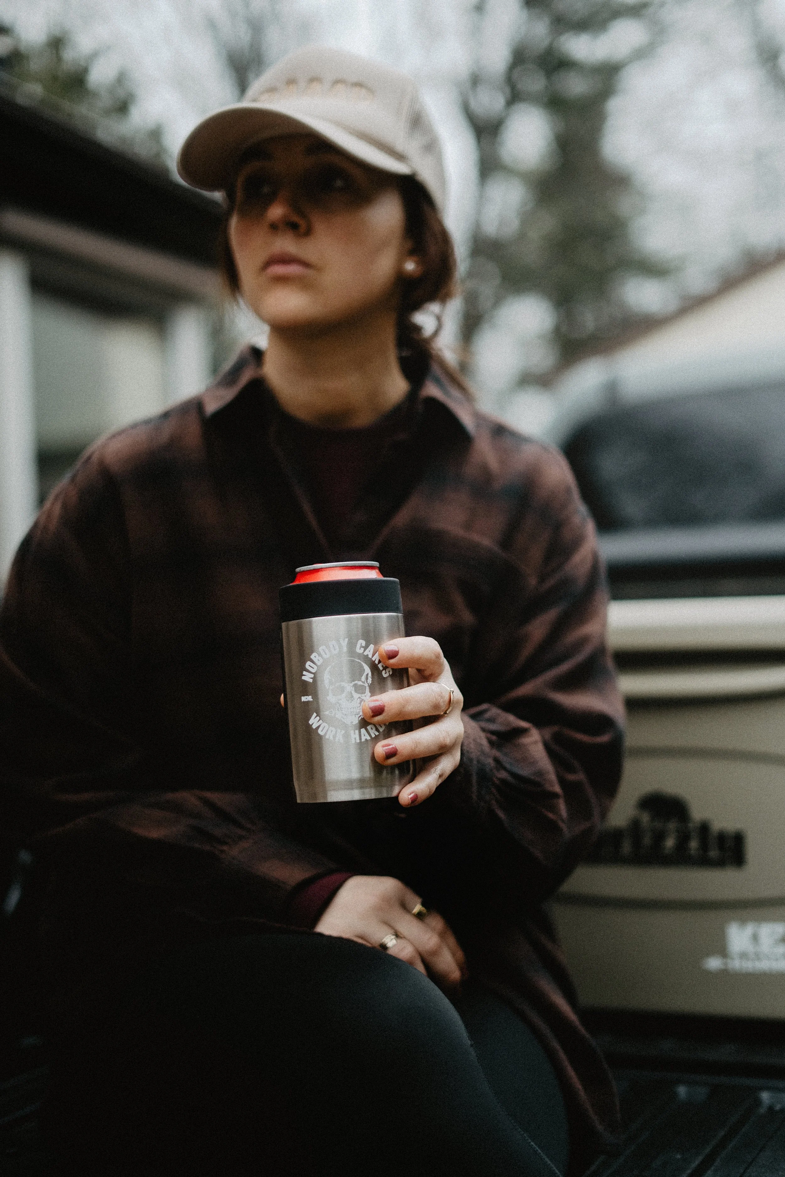 KHC GRizzly Grip Can_Lifestyle-10.jpeg