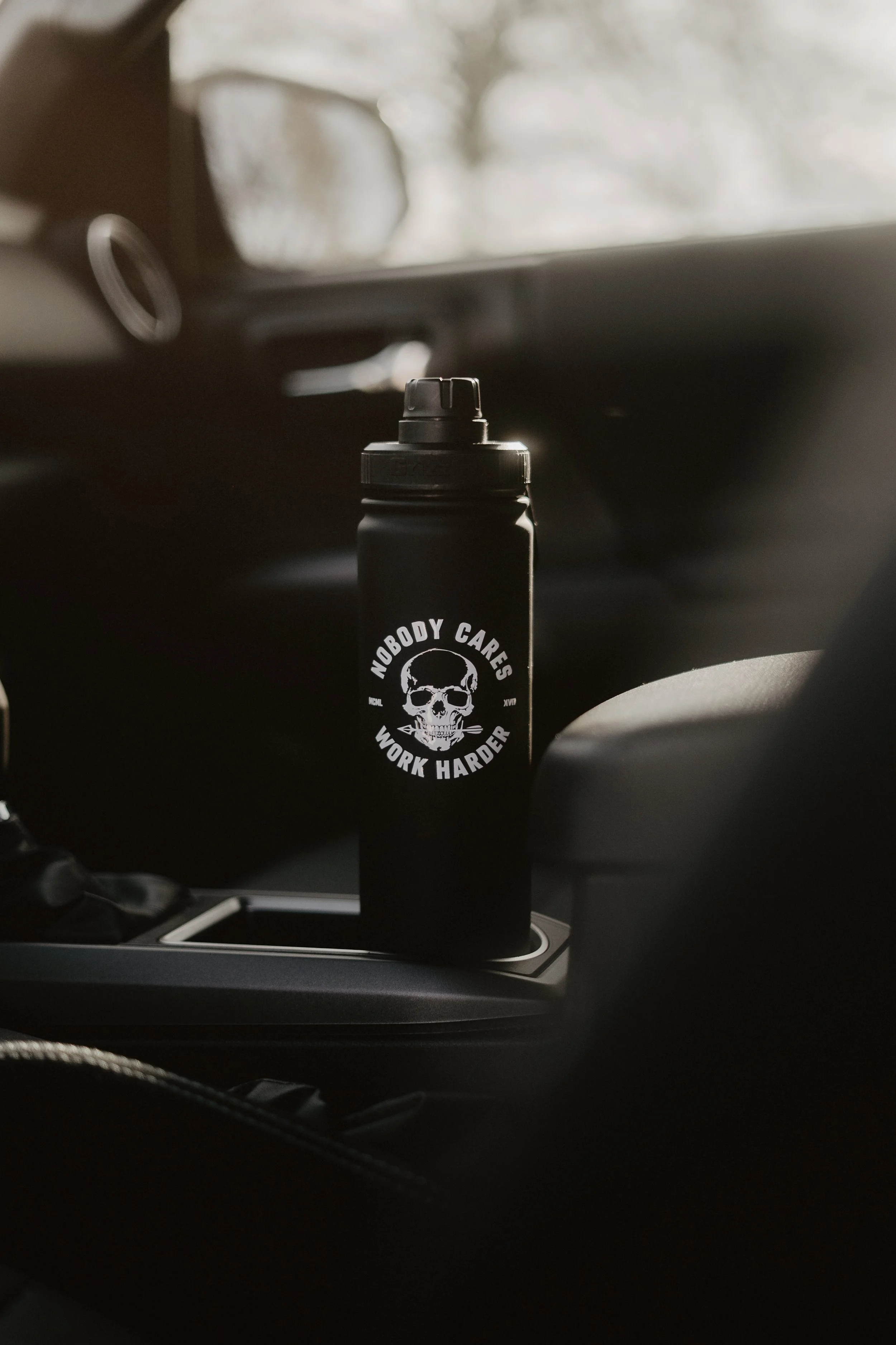 KHC_NCWH_Grizzly Bottle_LifestyleNOV 21st-14.jpeg