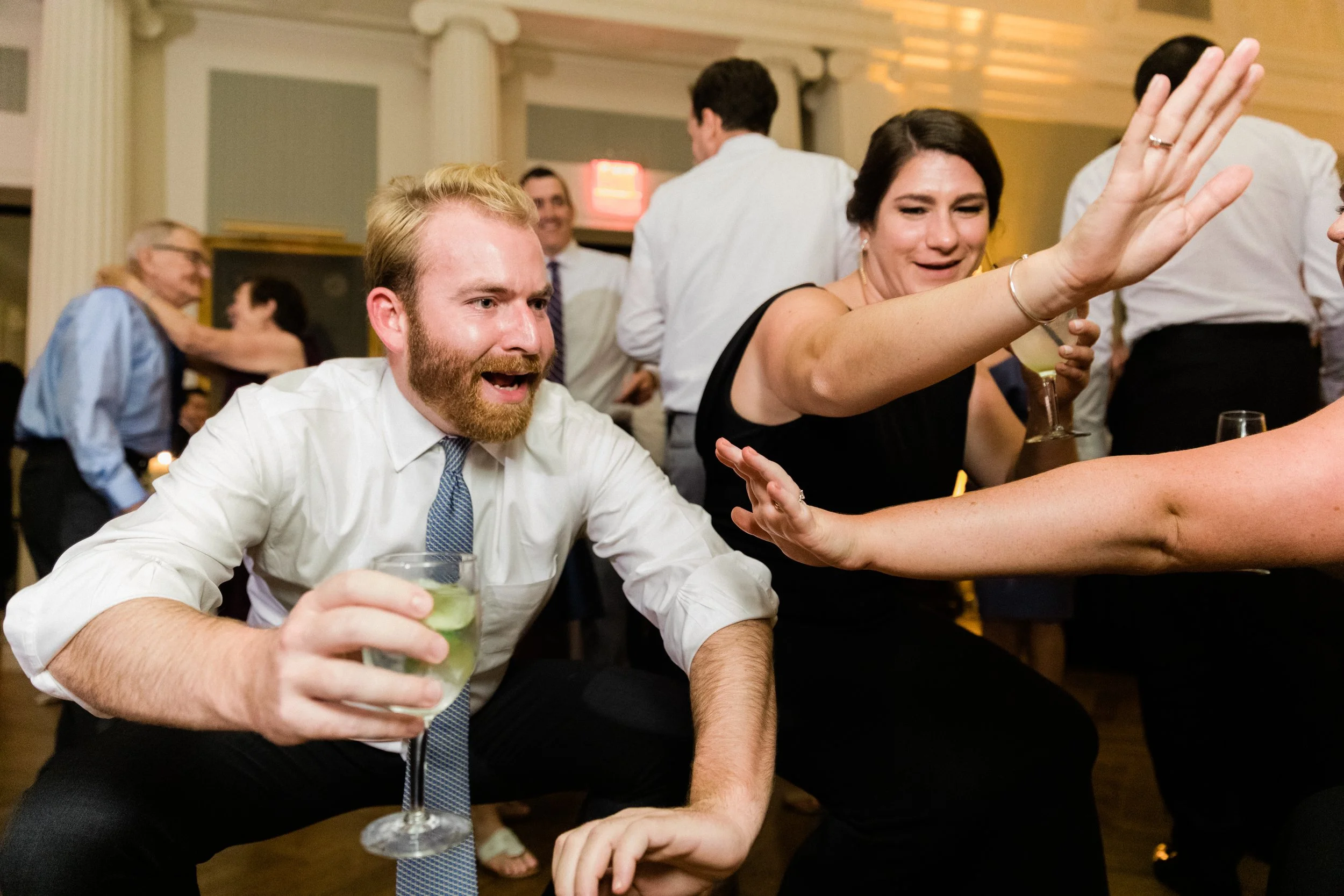  photo courtesy of  Holtz Wedding Photography  