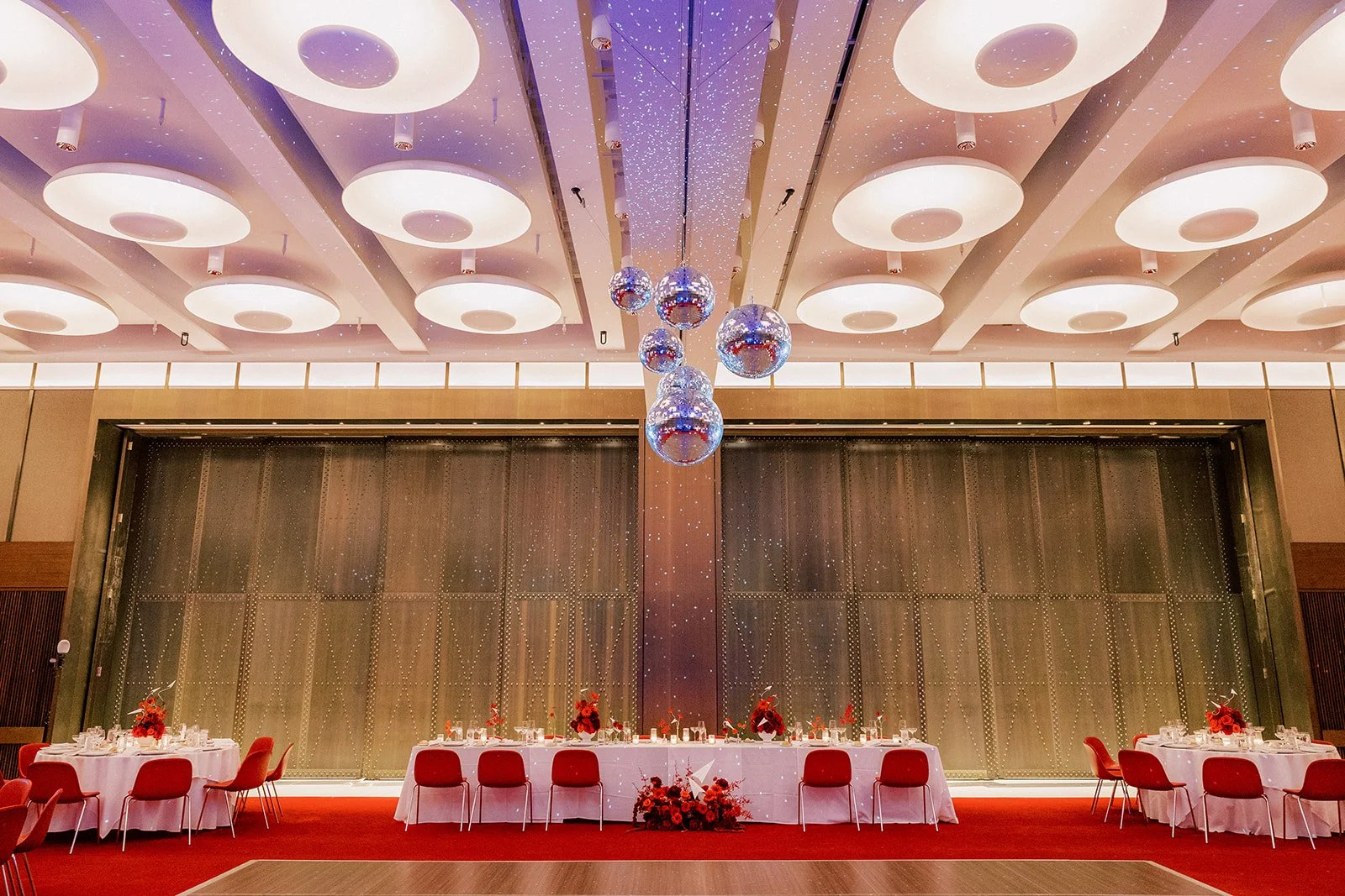  photo courtesy of  Edward Winter / READYLUCK   