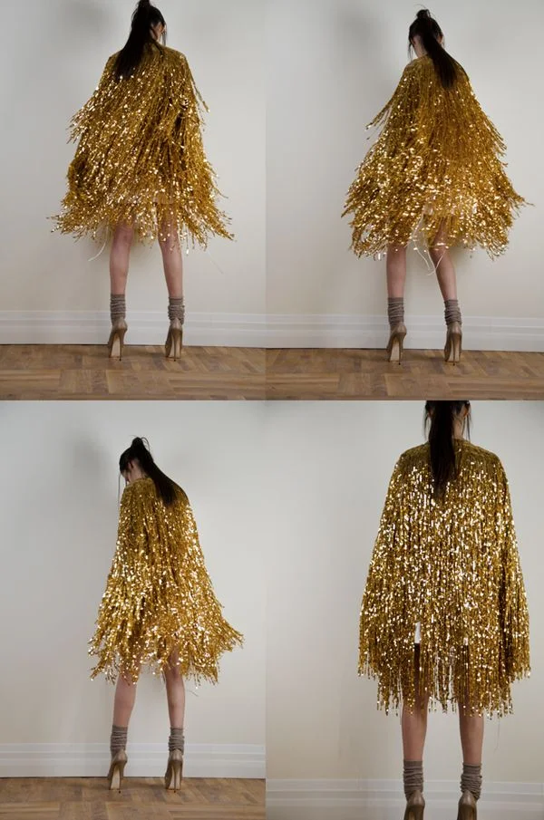dc3918b701cb3c87945414f0e41103ad--gold-sparkle-gold-sequins.jpg